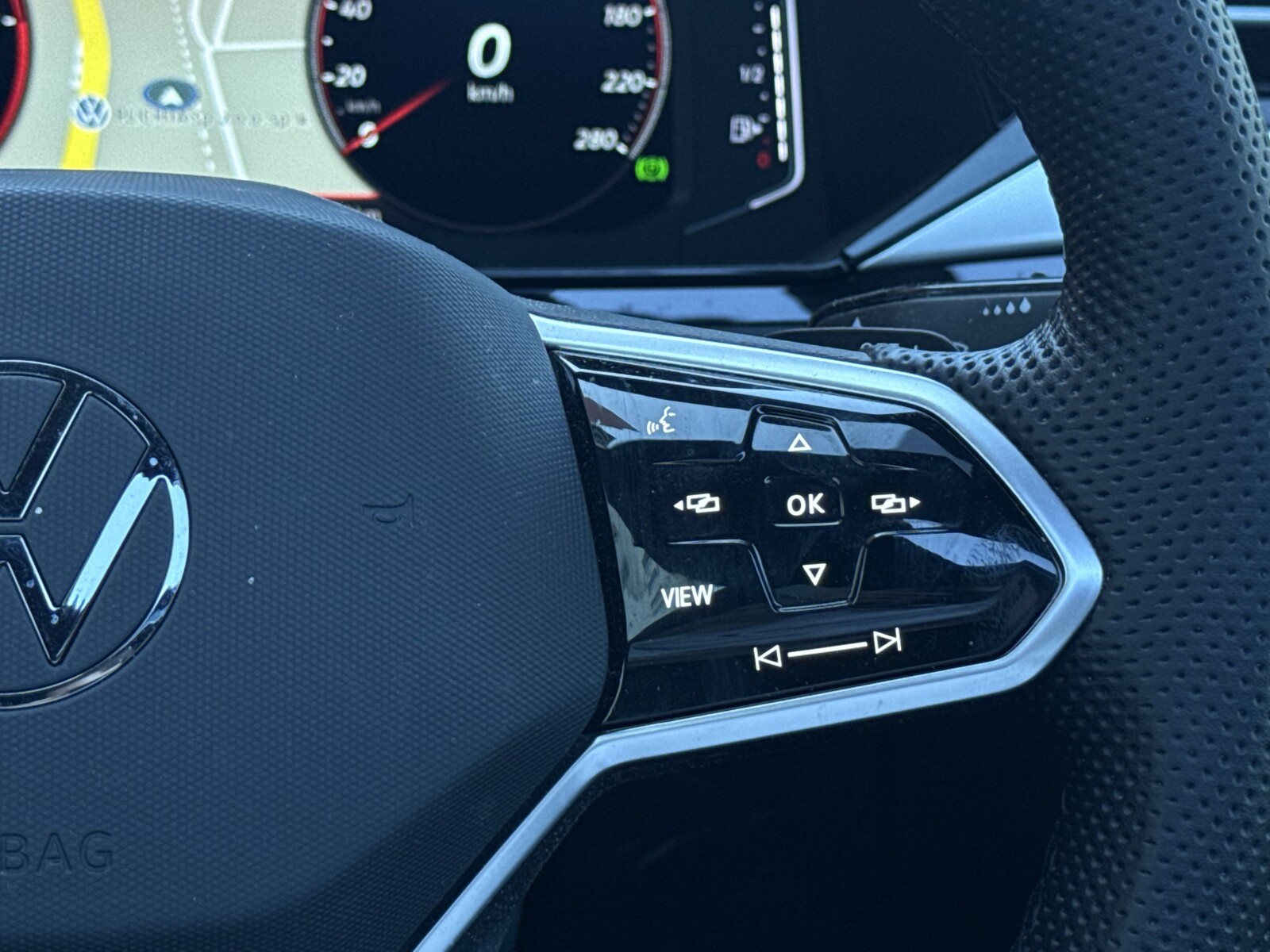 Volkswagen Arteon - zdjęcie 19