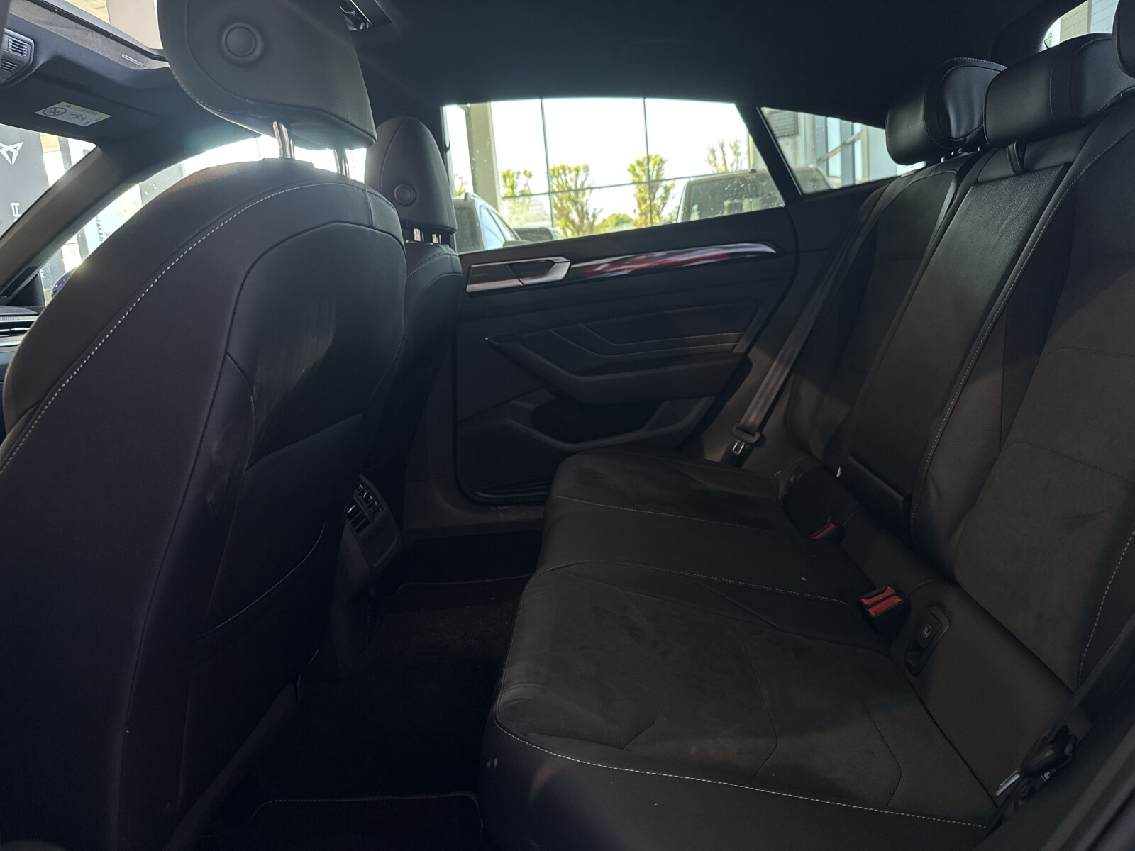 Volkswagen Arteon - zdjęcie 30