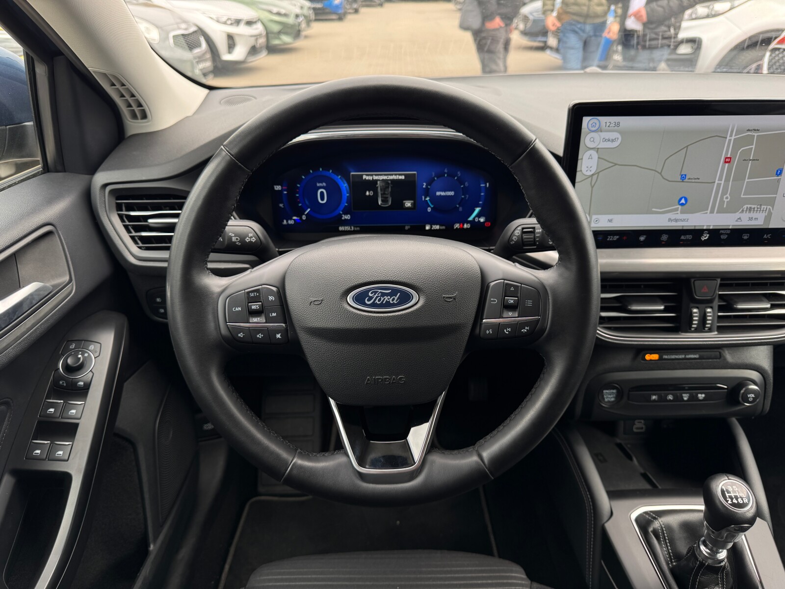 Ford Focus - zdjęcie 19