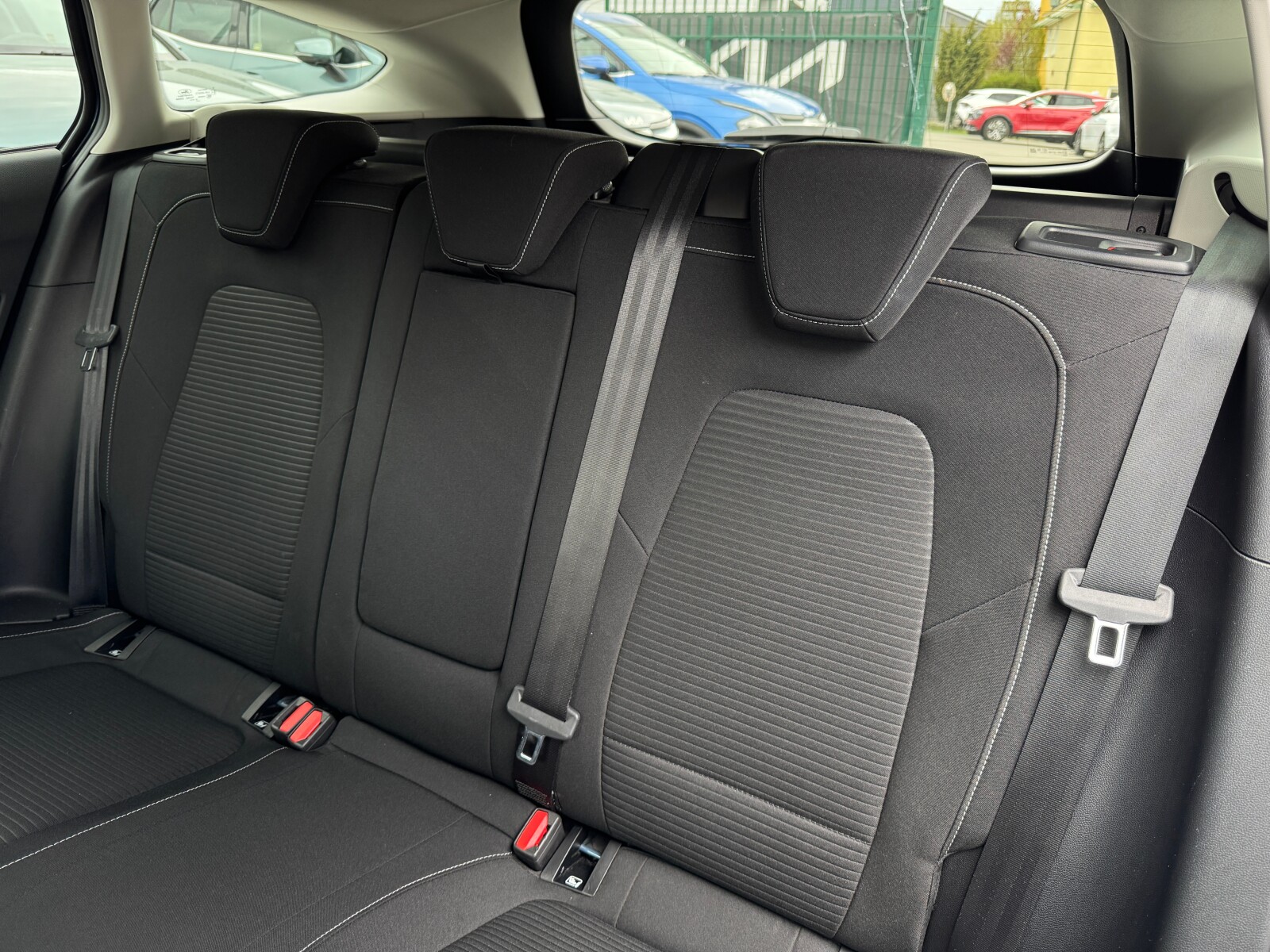 Ford Focus - zdjęcie 12