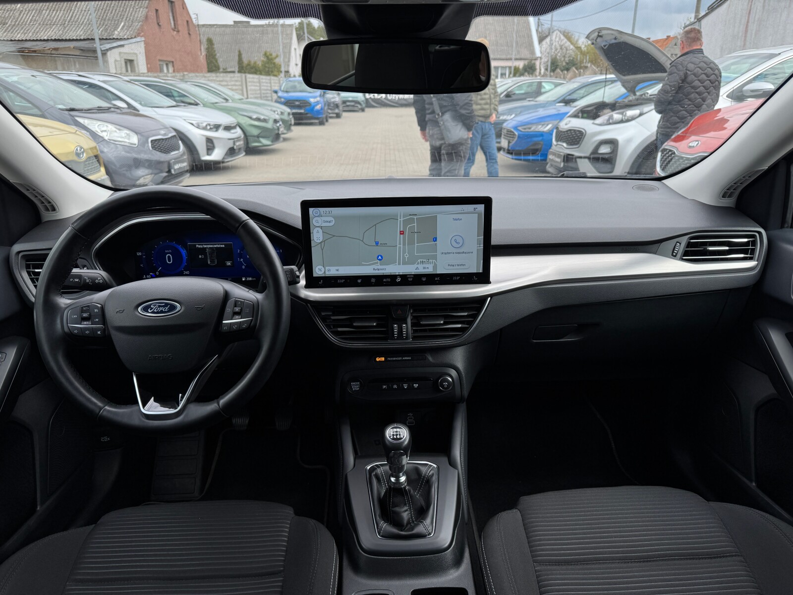 Ford Focus - zdjęcie 18