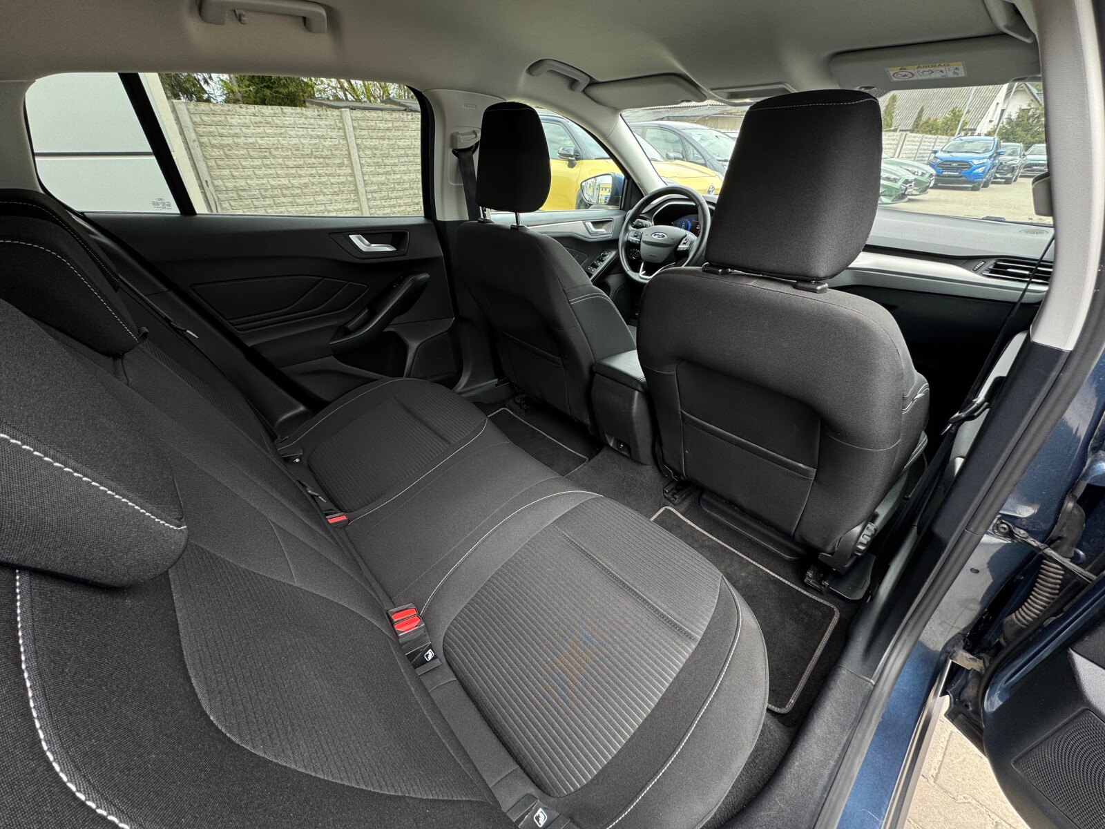 Ford Focus - zdjęcie 14