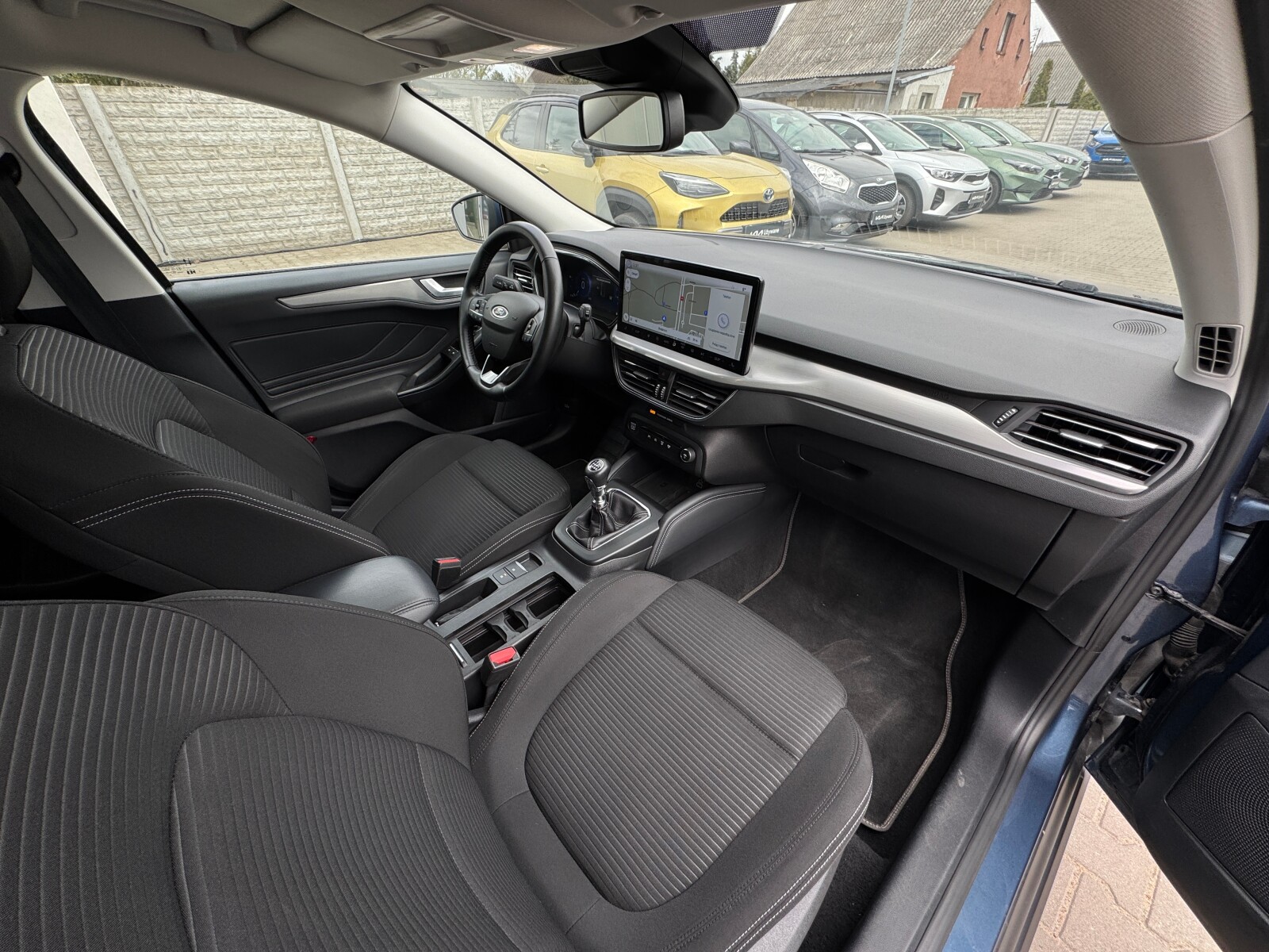 Ford Focus - zdjęcie 15