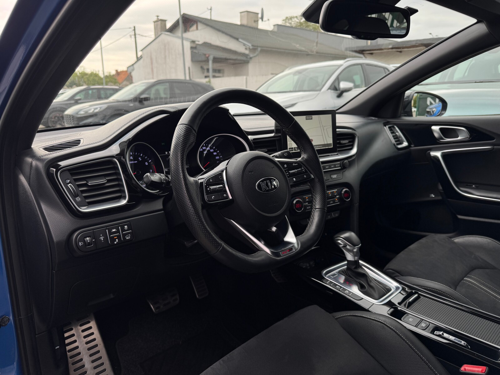 Kia Pro_cee'd - zdjęcie 9