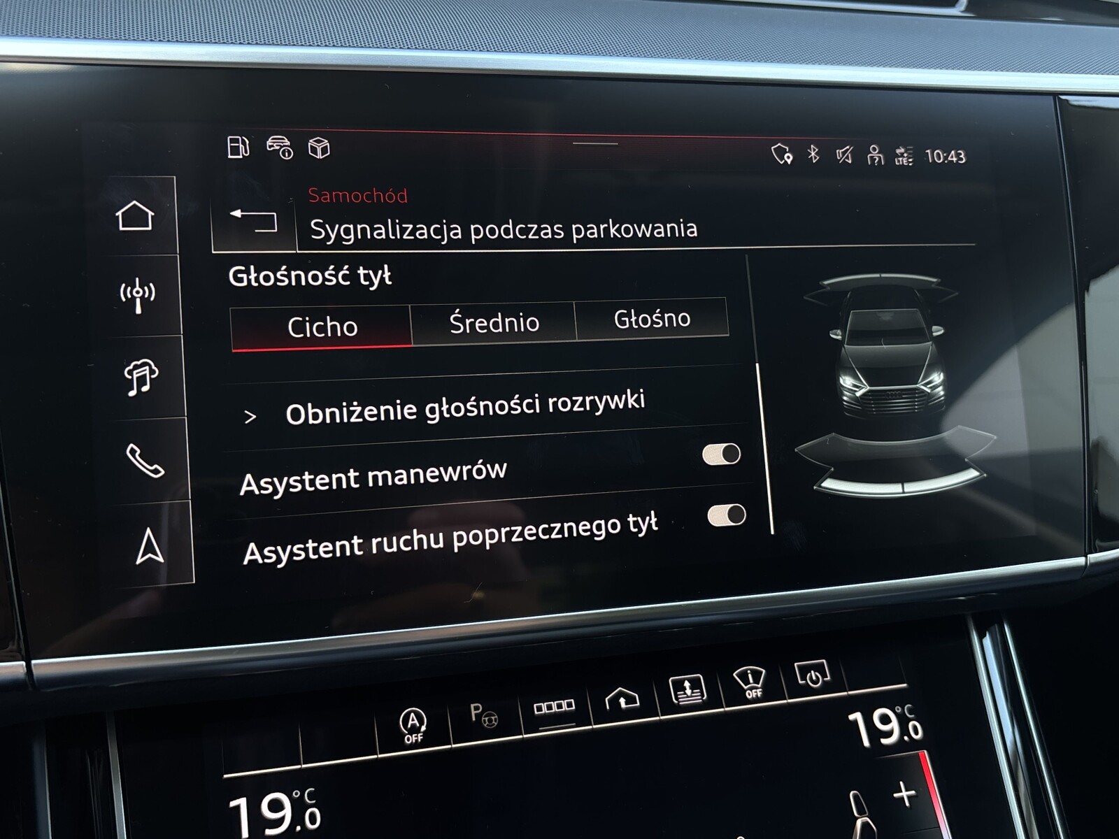 Audi A8 - zdjęcie 26
