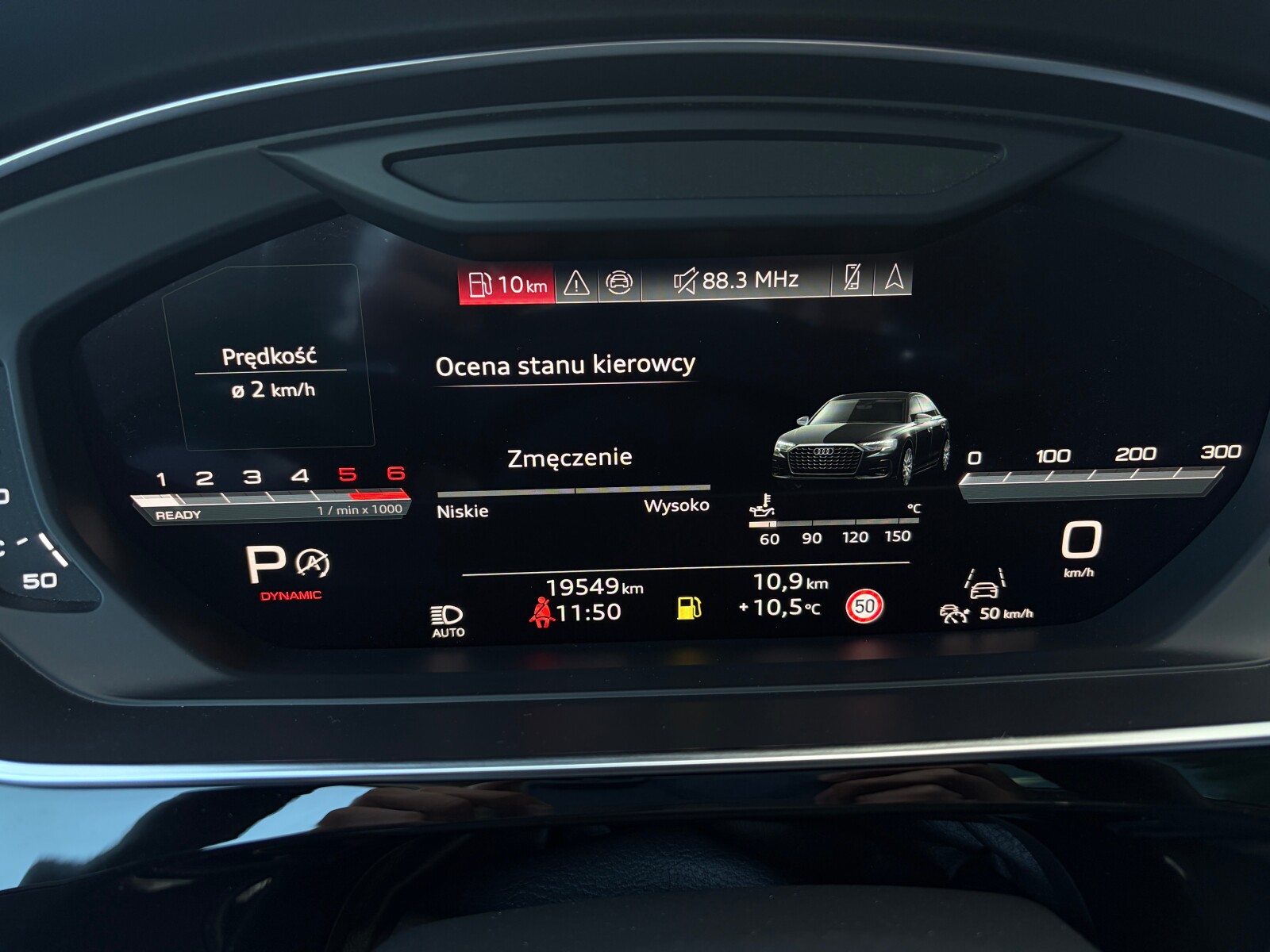Audi A8 - zdjęcie 16