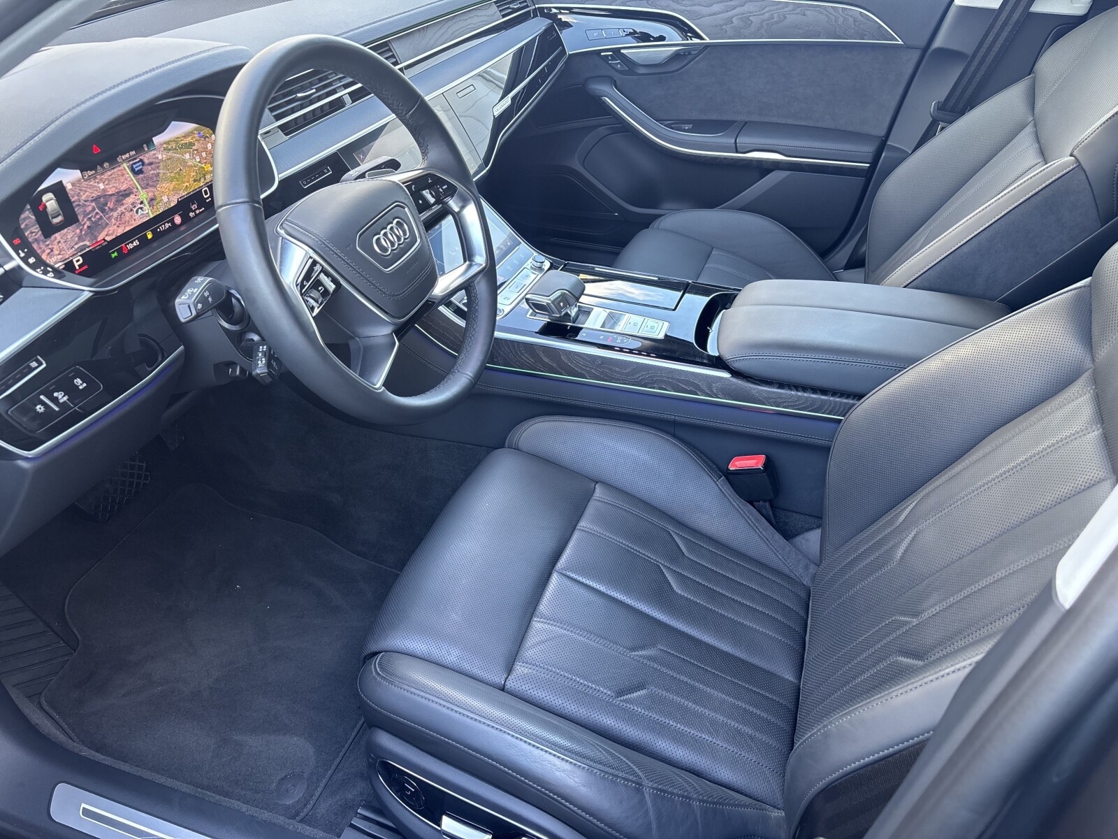 Audi A8 - zdjęcie 15