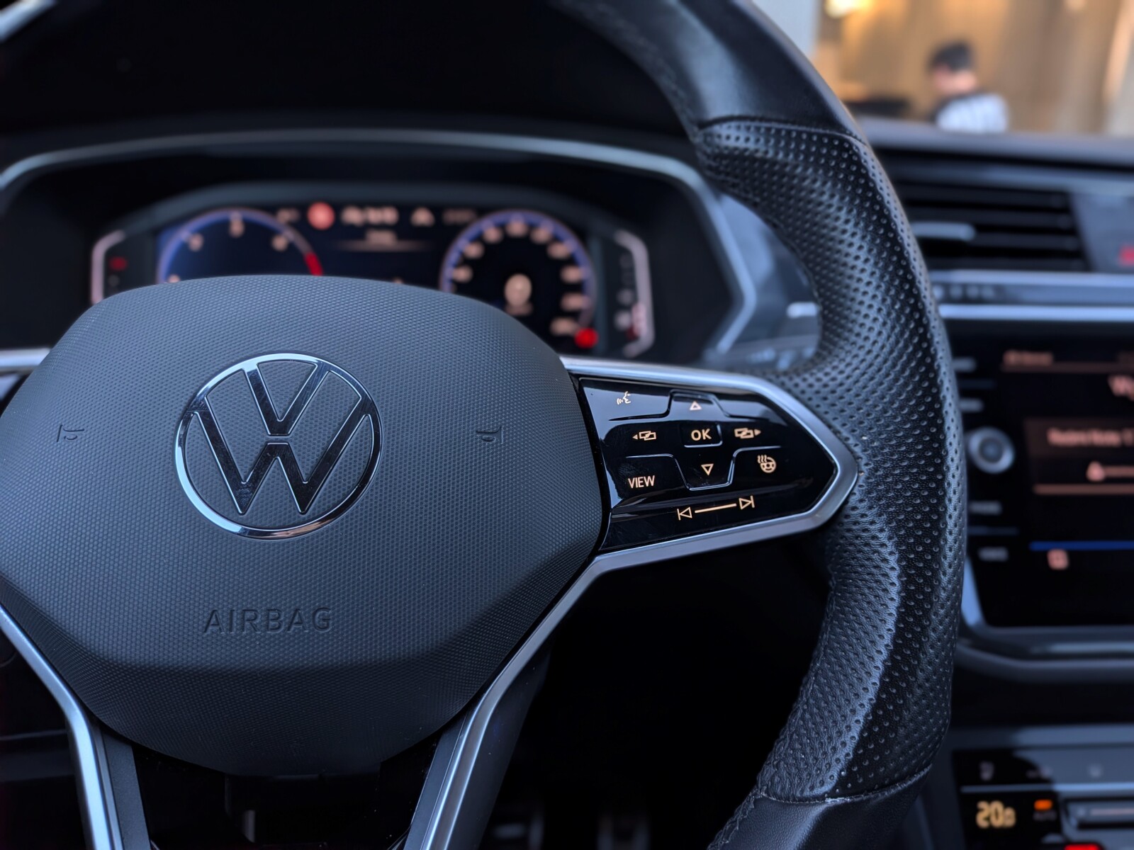 Volkswagen Tiguan Allspace - zdjęcie 18