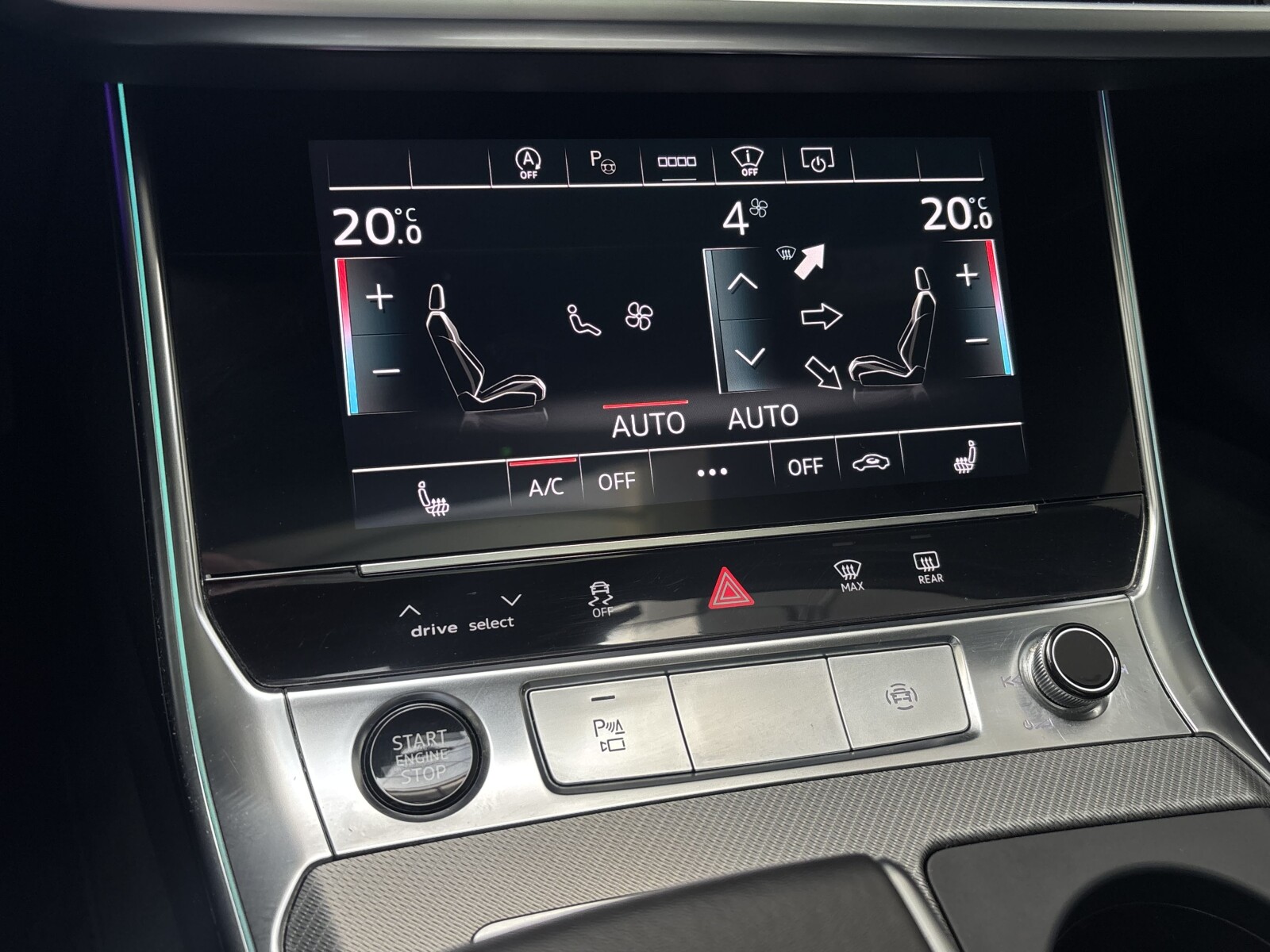 Audi A6 Avant - zdjęcie 17