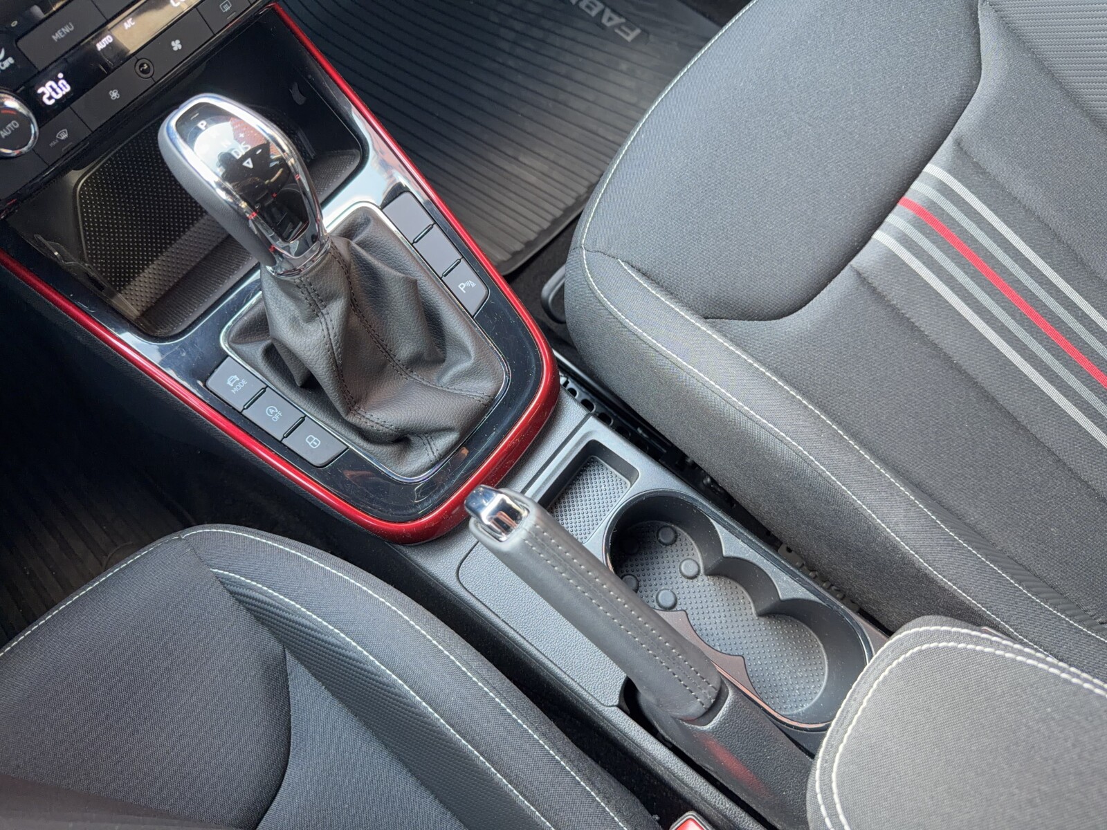 Škoda Fabia - zdjęcie 21