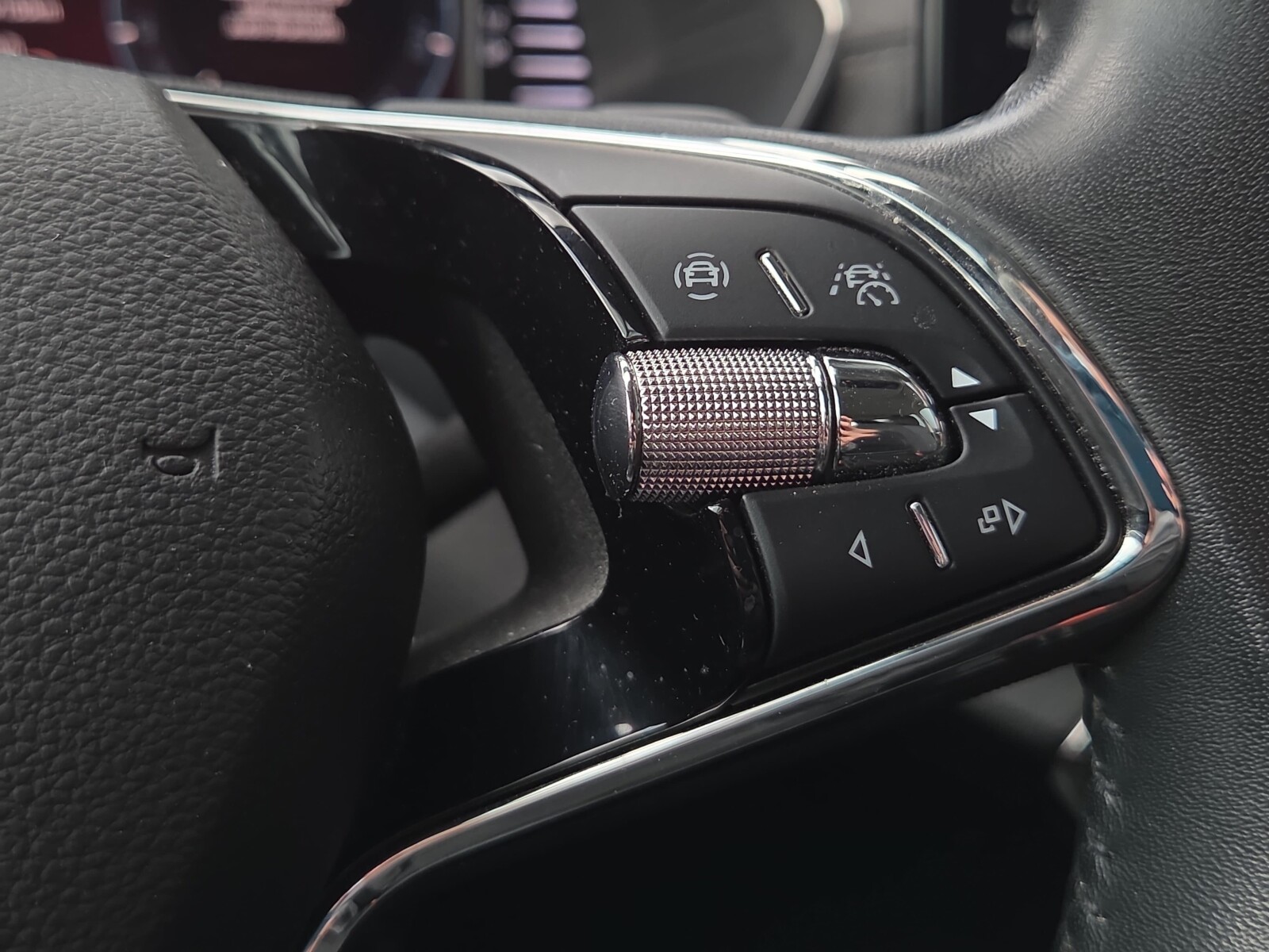 Škoda Octavia Combi - zdjęcie 18