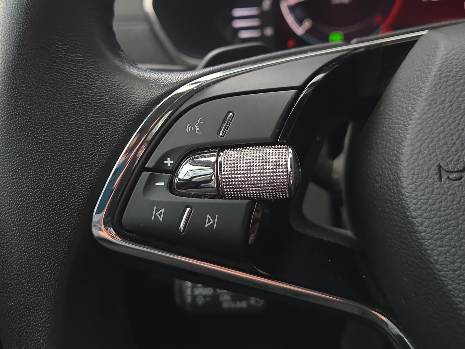 Škoda Octavia Combi - zdjęcie 17