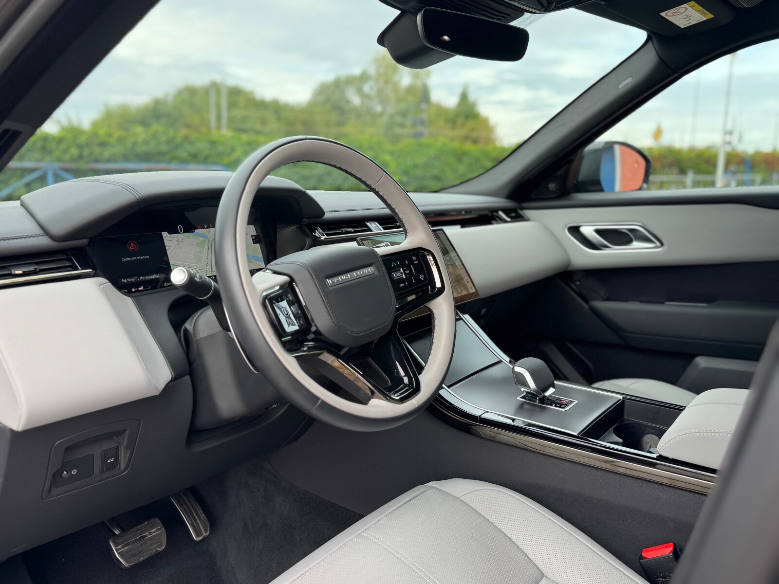 Land Rover Range Rover Velar - zdjęcie 9