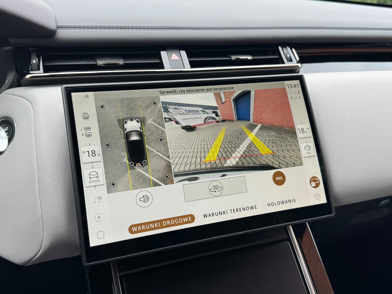 Land Rover Range Rover Velar - zdjęcie 13