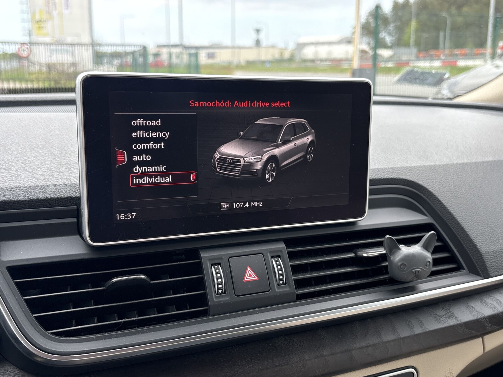 Audi Q5 - zdjęcie 26