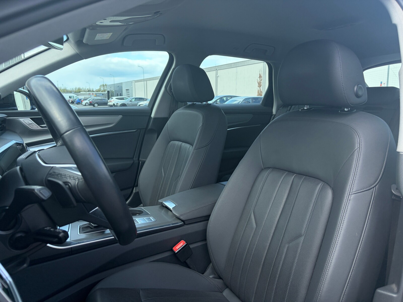 Audi A6 Avant - zdjęcie 14