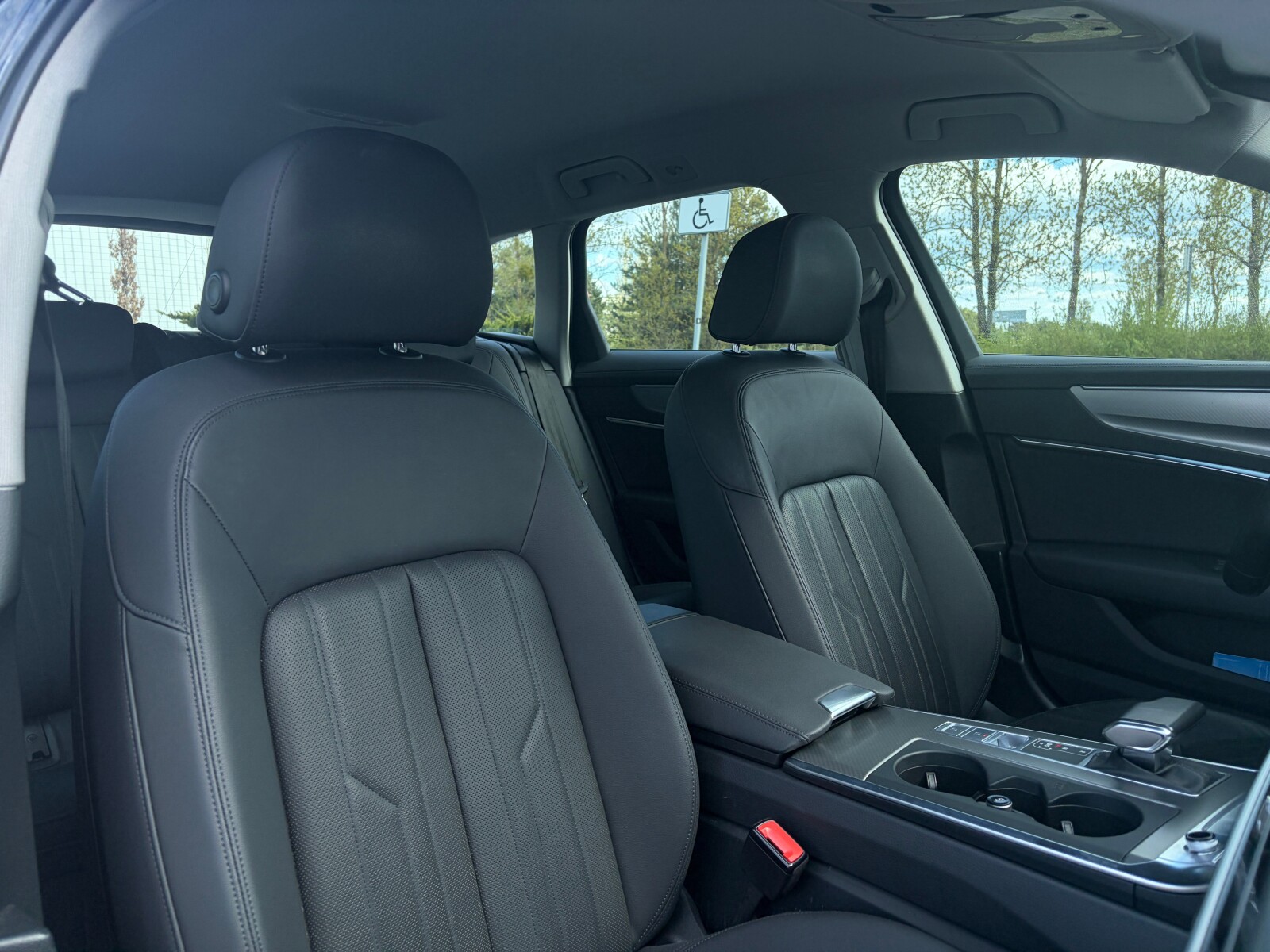 Audi A6 Avant - zdjęcie 23