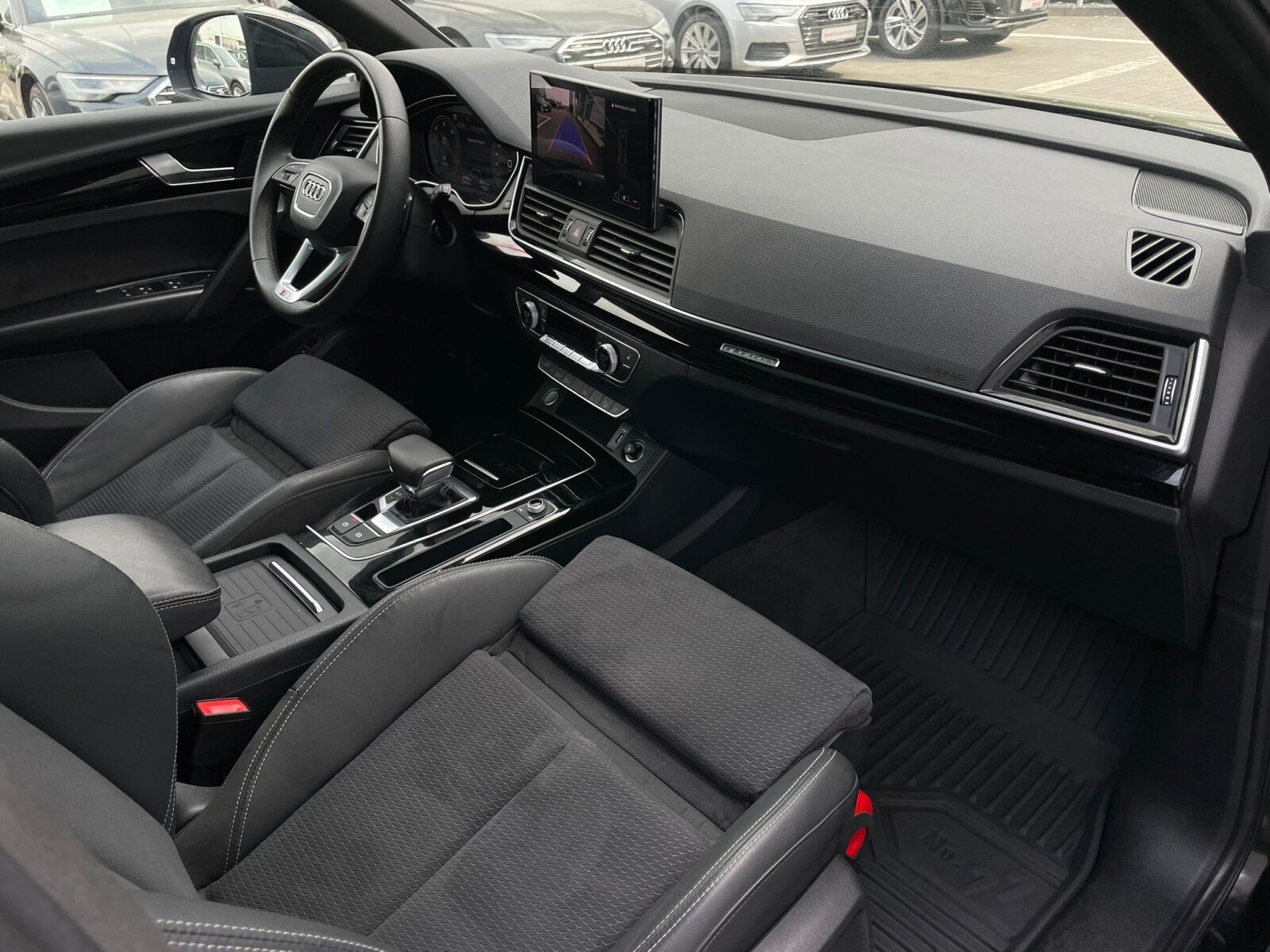 Audi Q5 - zdjęcie 24