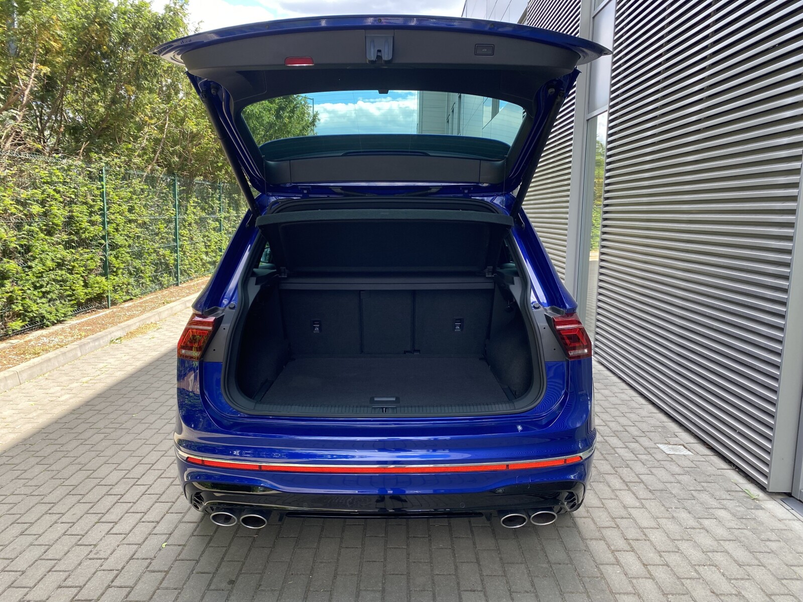 Volkswagen Tiguan - zdjęcie 35