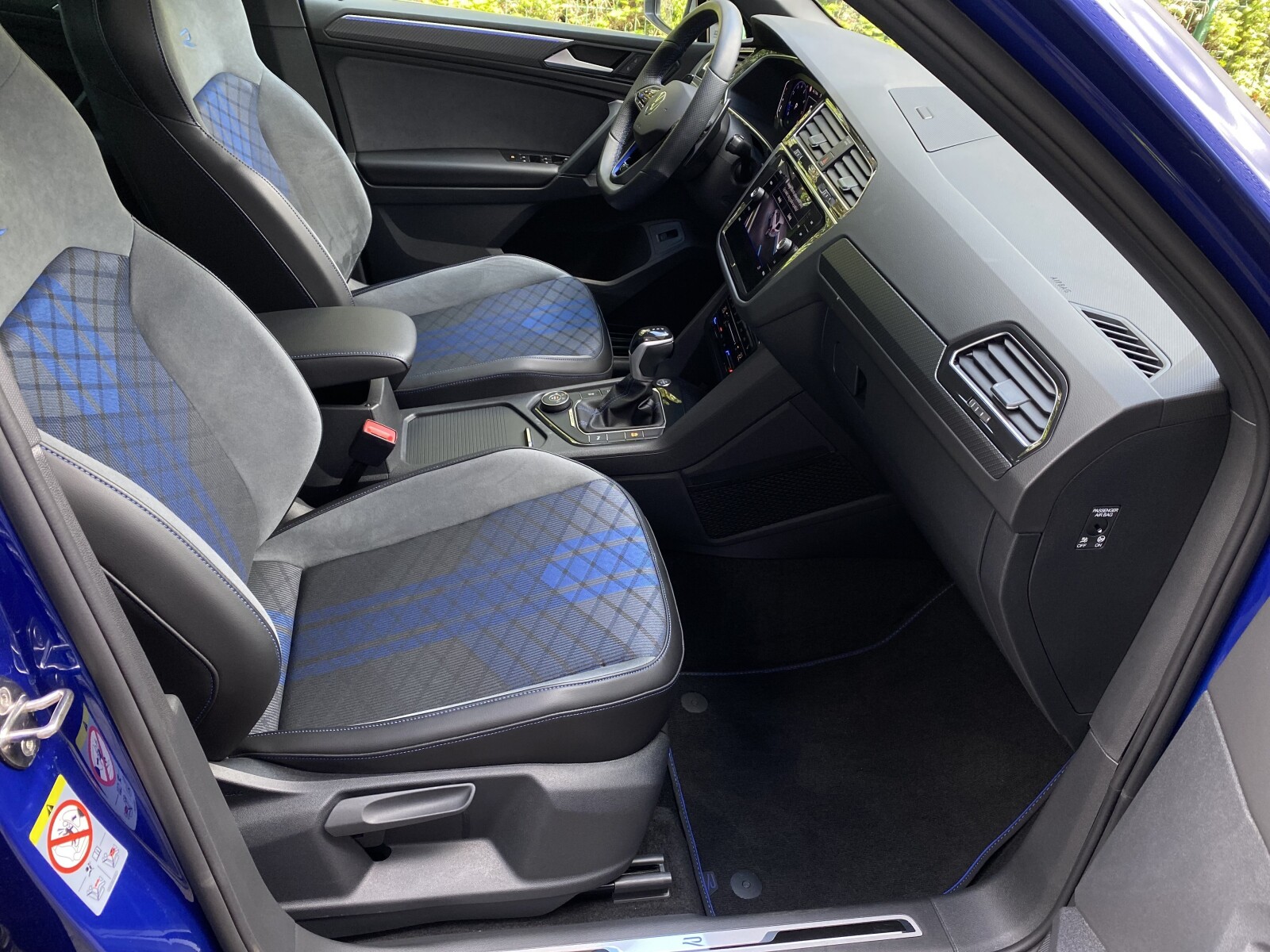 Volkswagen Tiguan - zdjęcie 34