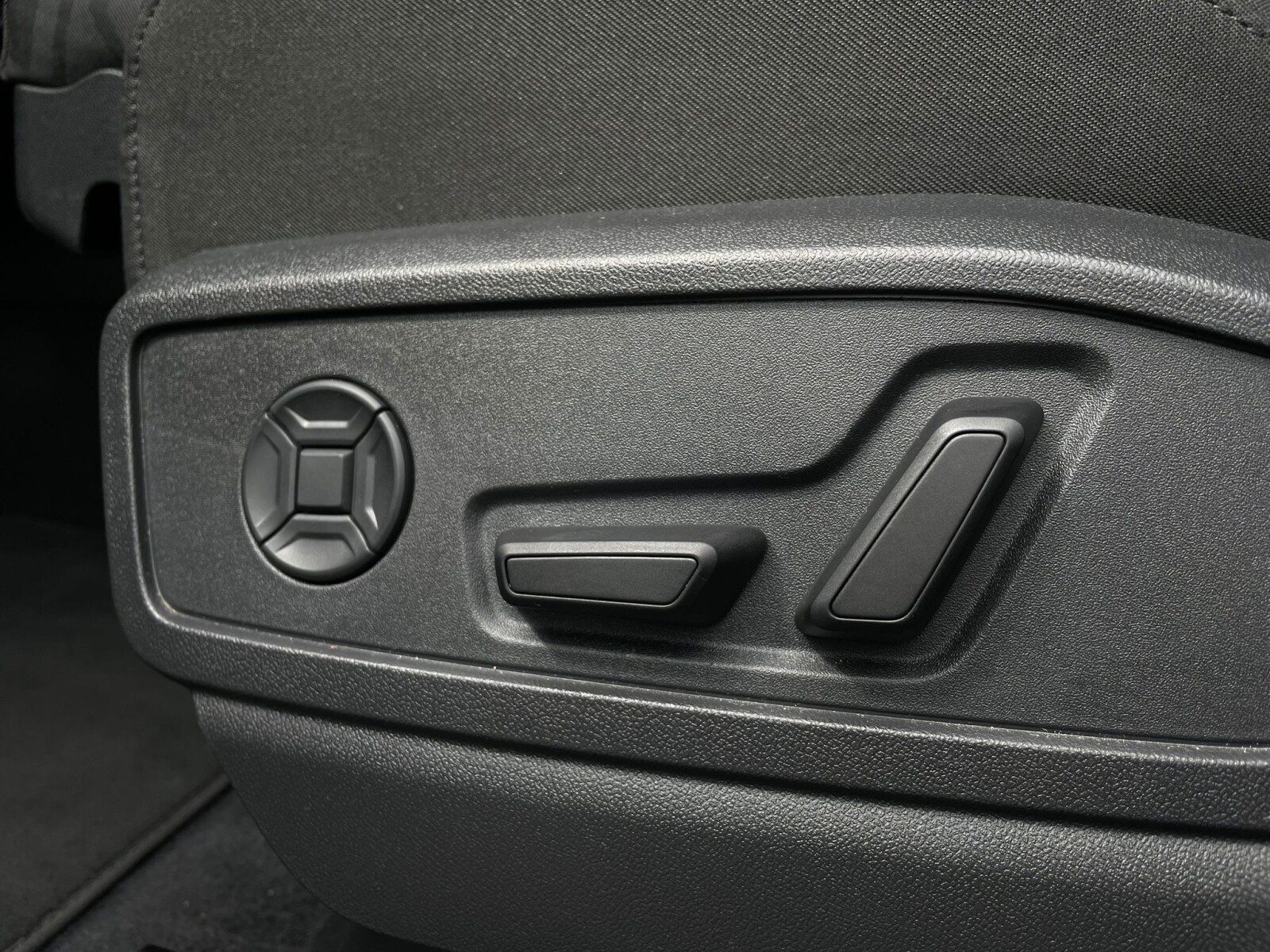 Audi Q5 Sportback - zdjęcie 19