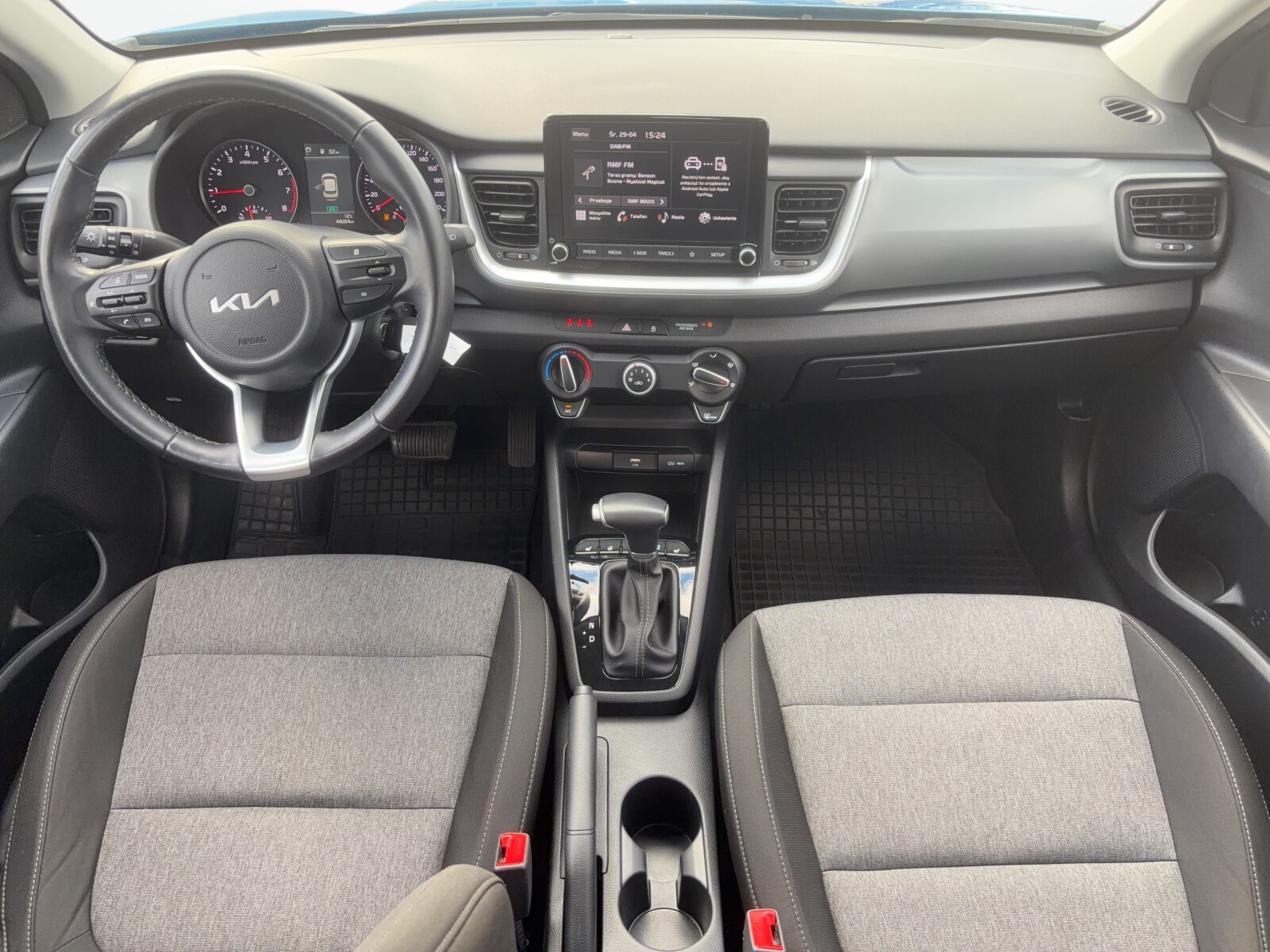 Kia Stonic - zdjęcie 10