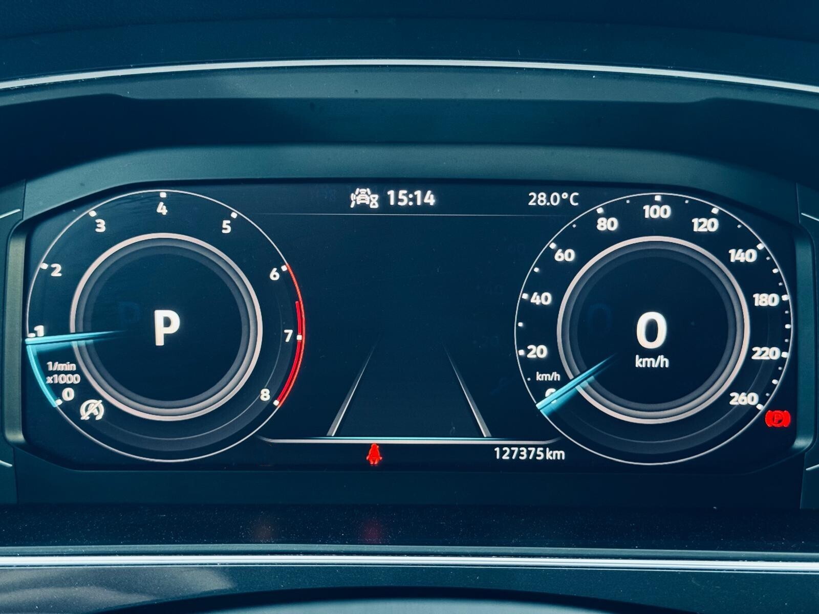 Volkswagen Tiguan Allspace - zdjęcie 18
