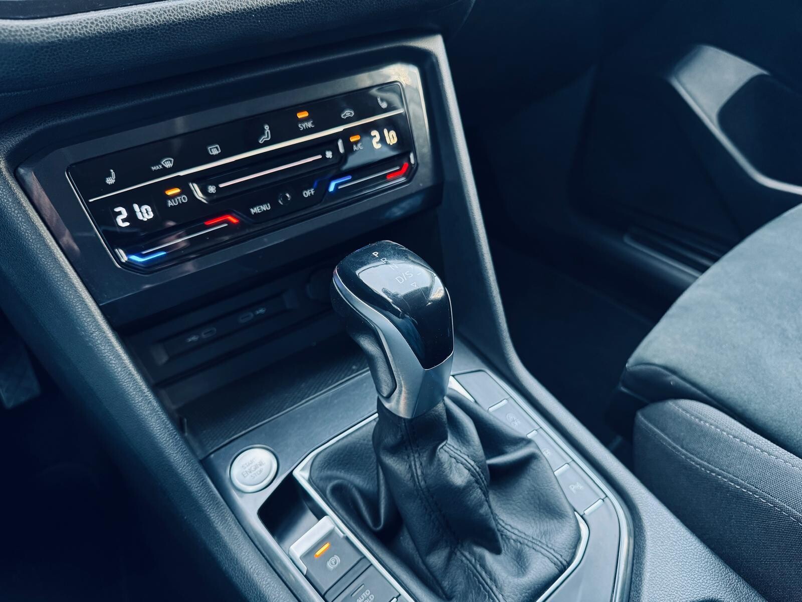 Volkswagen Tiguan Allspace - zdjęcie 26