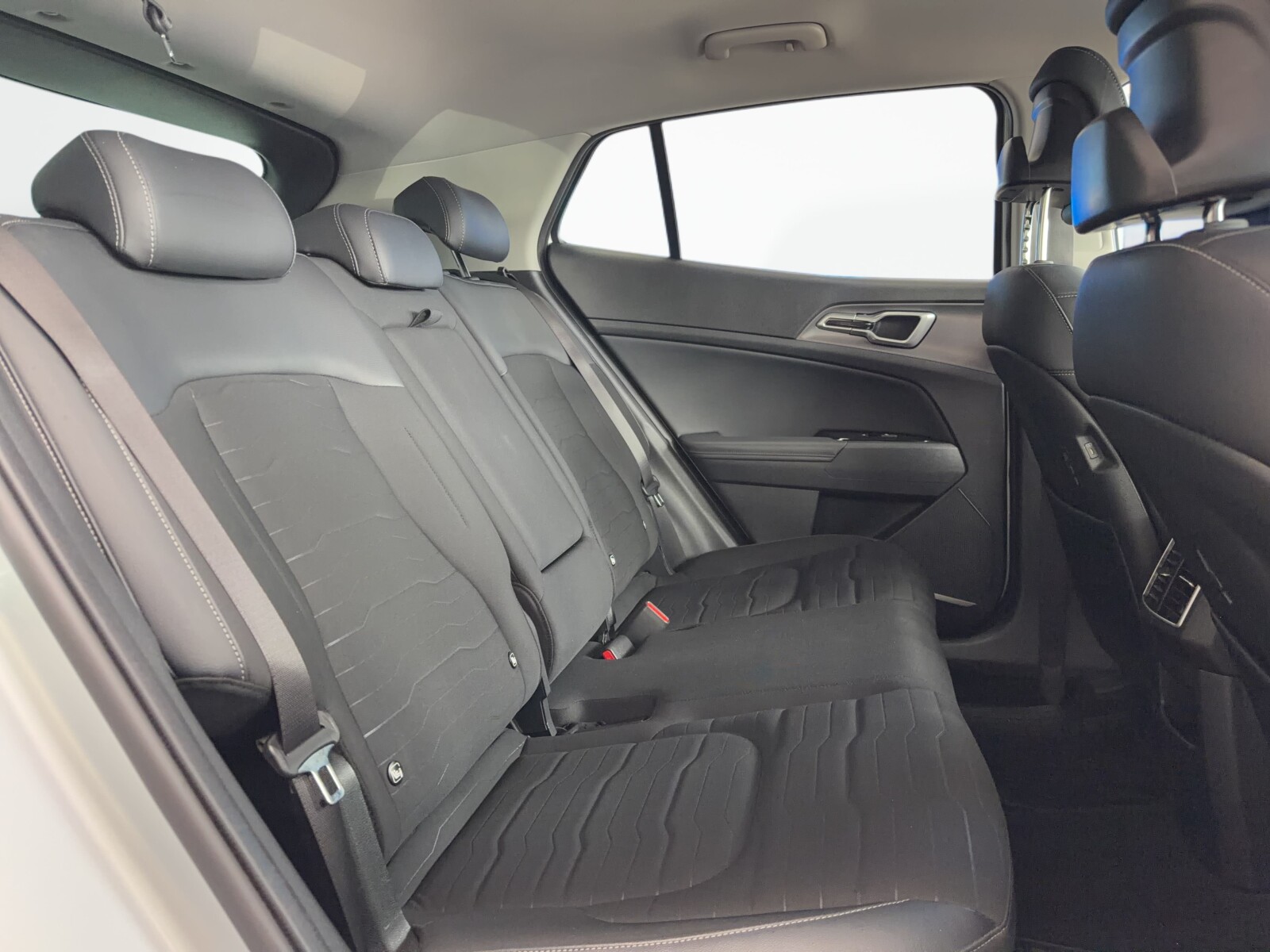 Kia Sportage - zdjęcie 16
