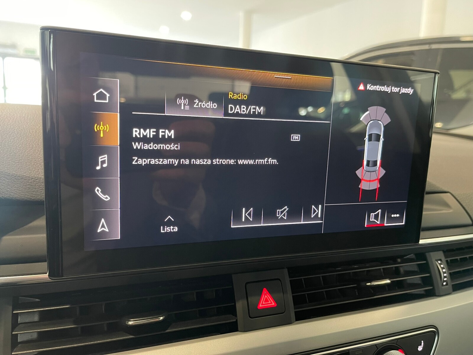 Audi A4 Limousine - zdjęcie 16