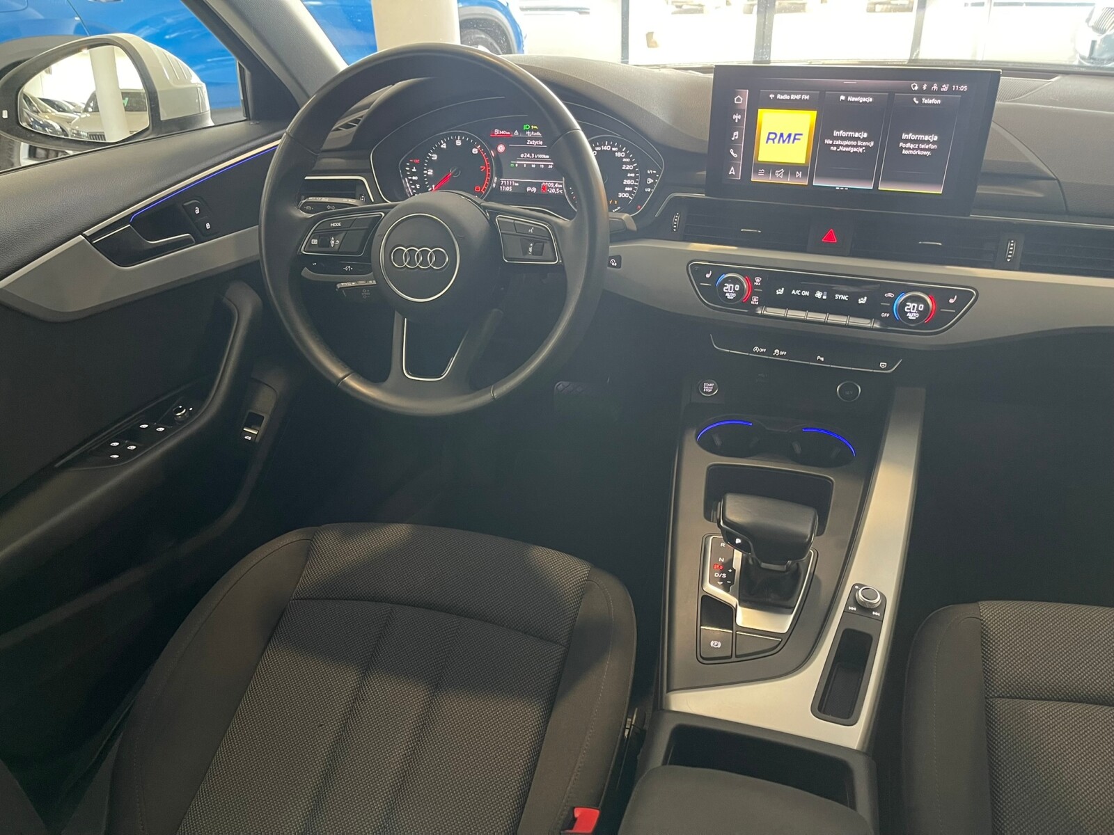 Audi A4 Limousine - zdjęcie 13