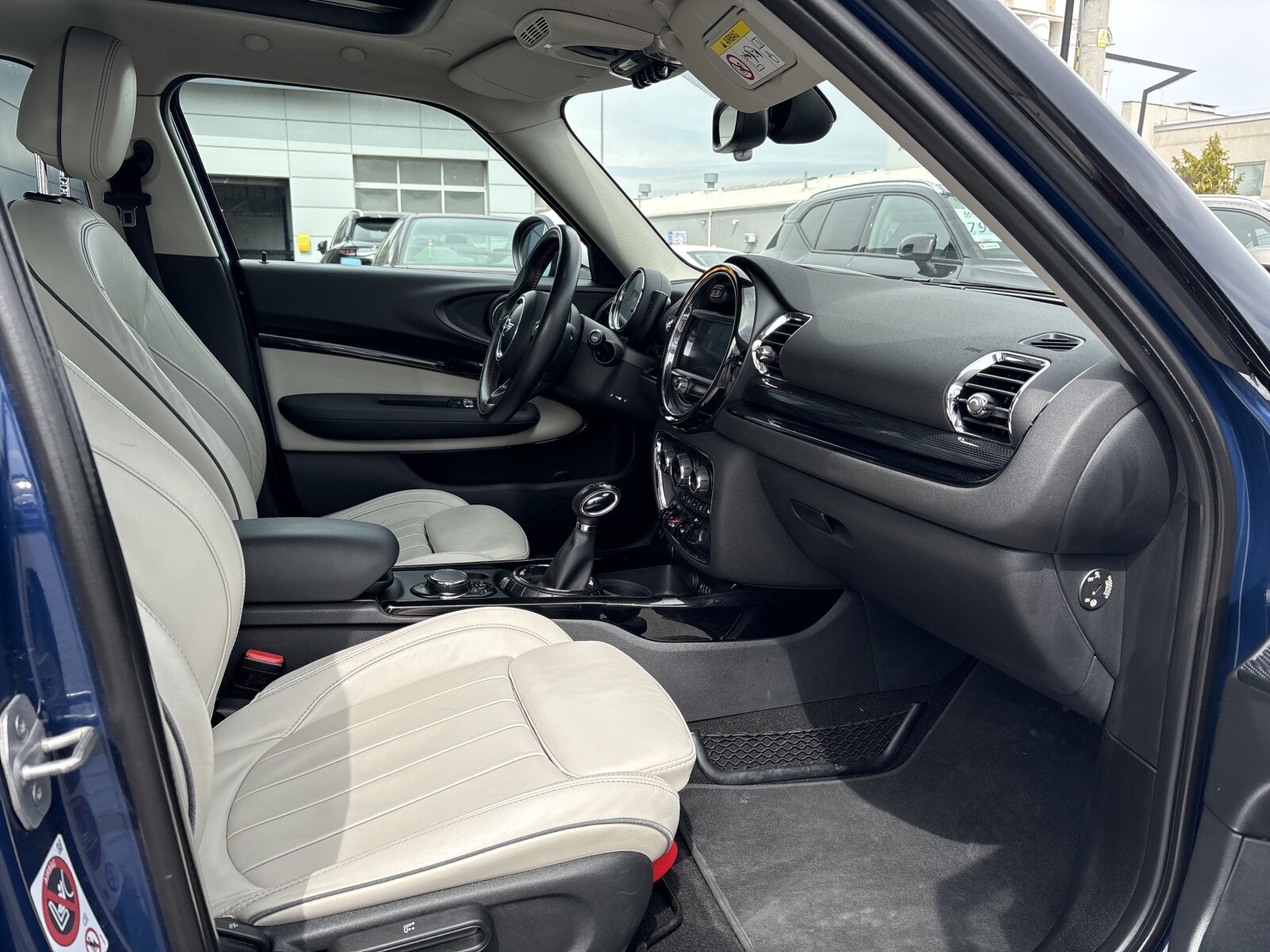 MINI Clubman - zdjęcie 30