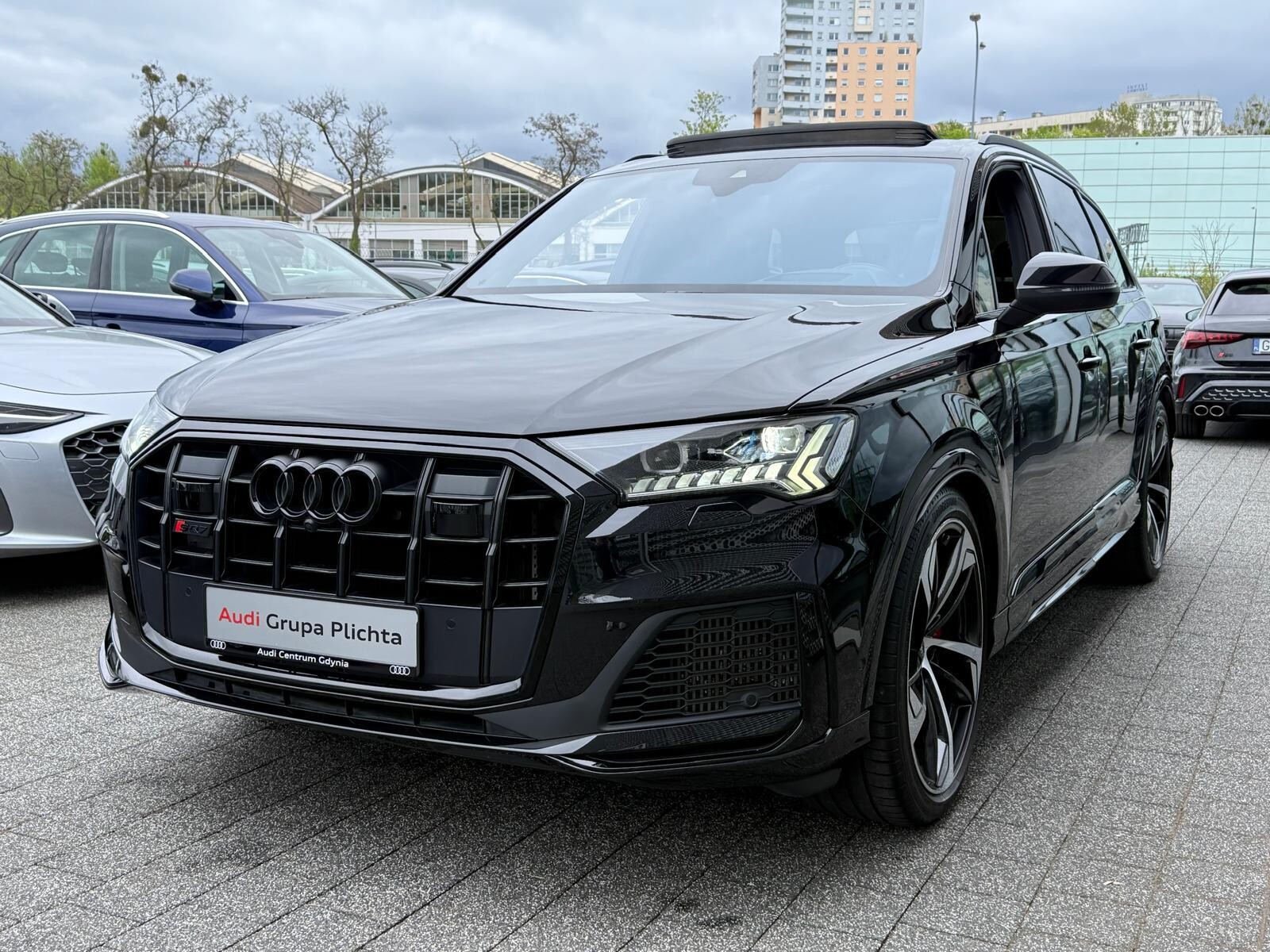 Audi SQ7 - zdjęcie 12