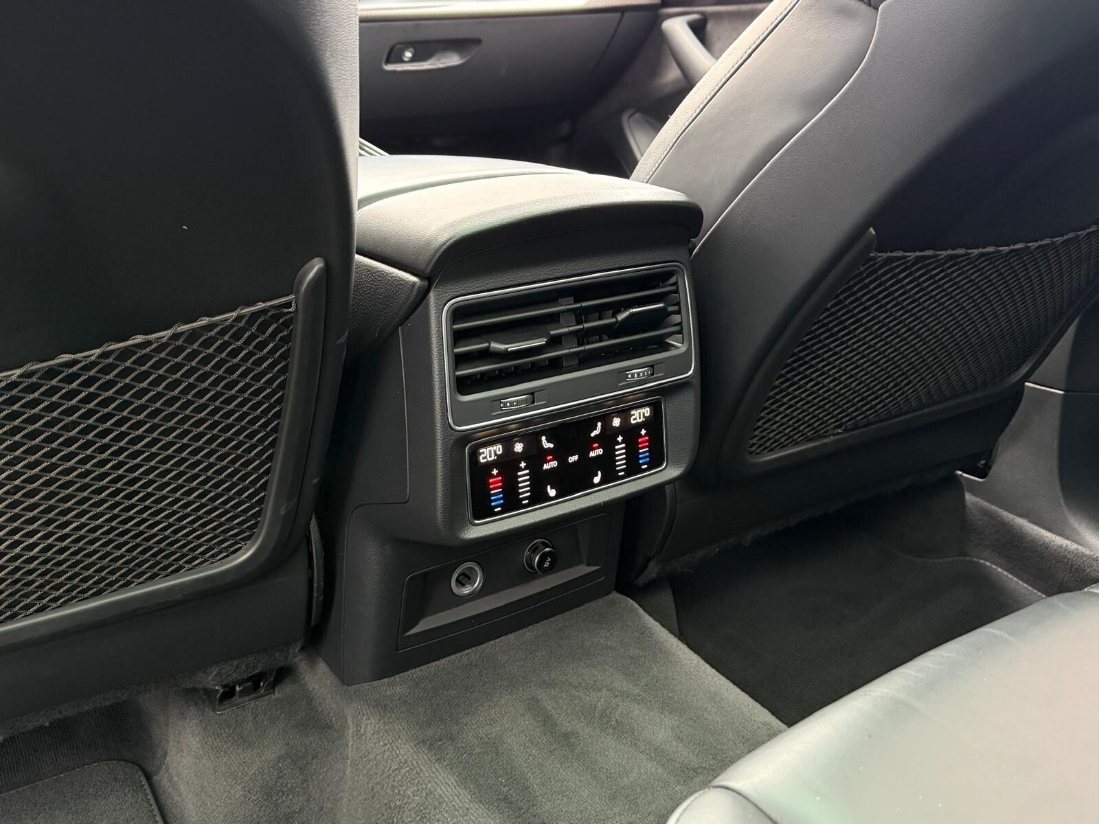 Audi SQ7 - zdjęcie 25