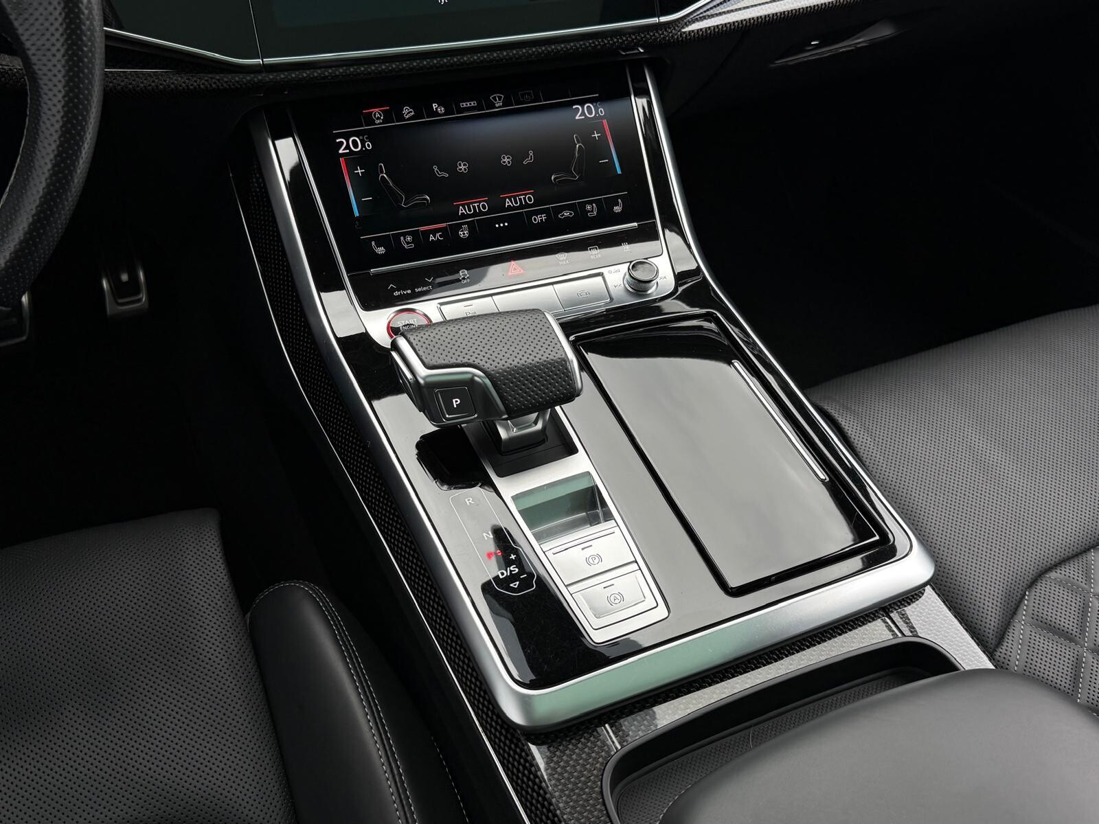 Audi SQ7 - zdjęcie 33