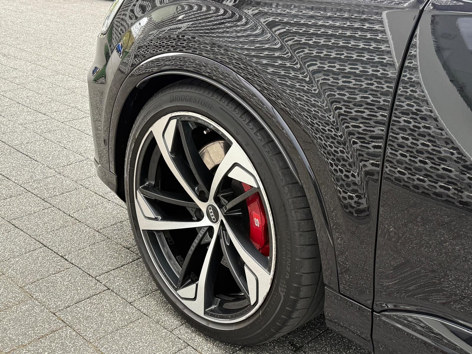 Audi SQ7 - zdjęcie 14