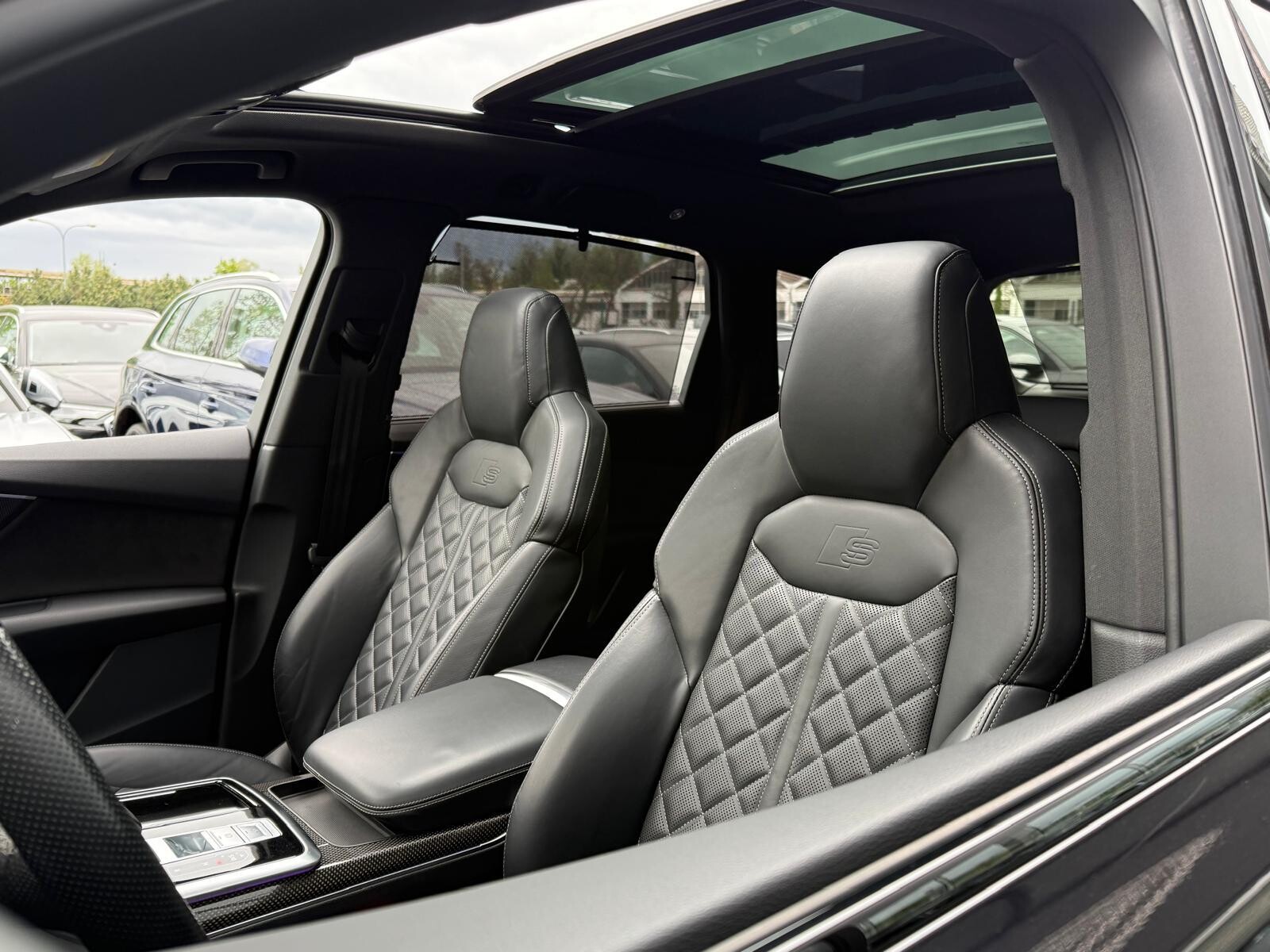 Audi SQ7 - zdjęcie 16