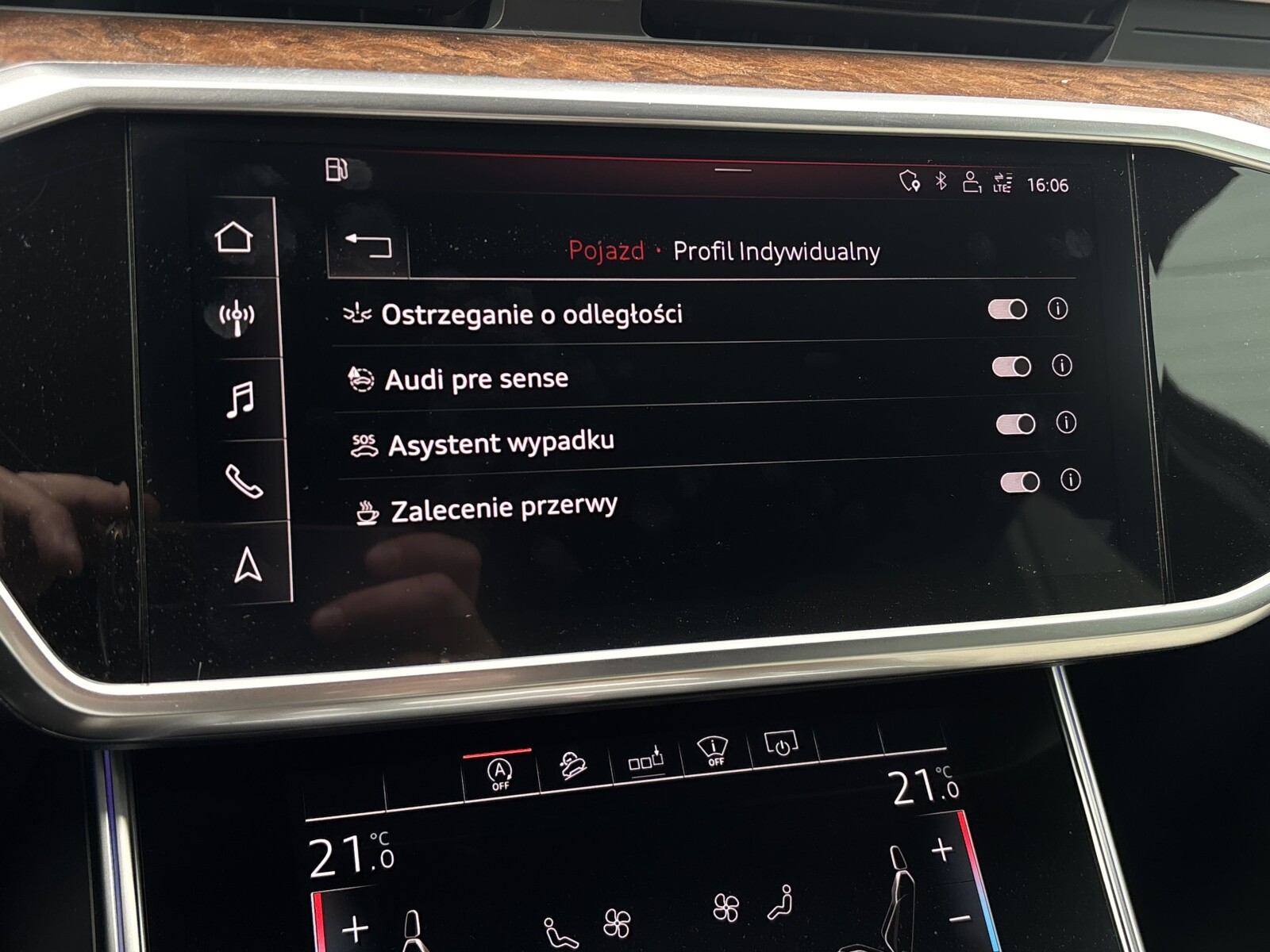 Audi A6 allroad quattro - zdjęcie 35