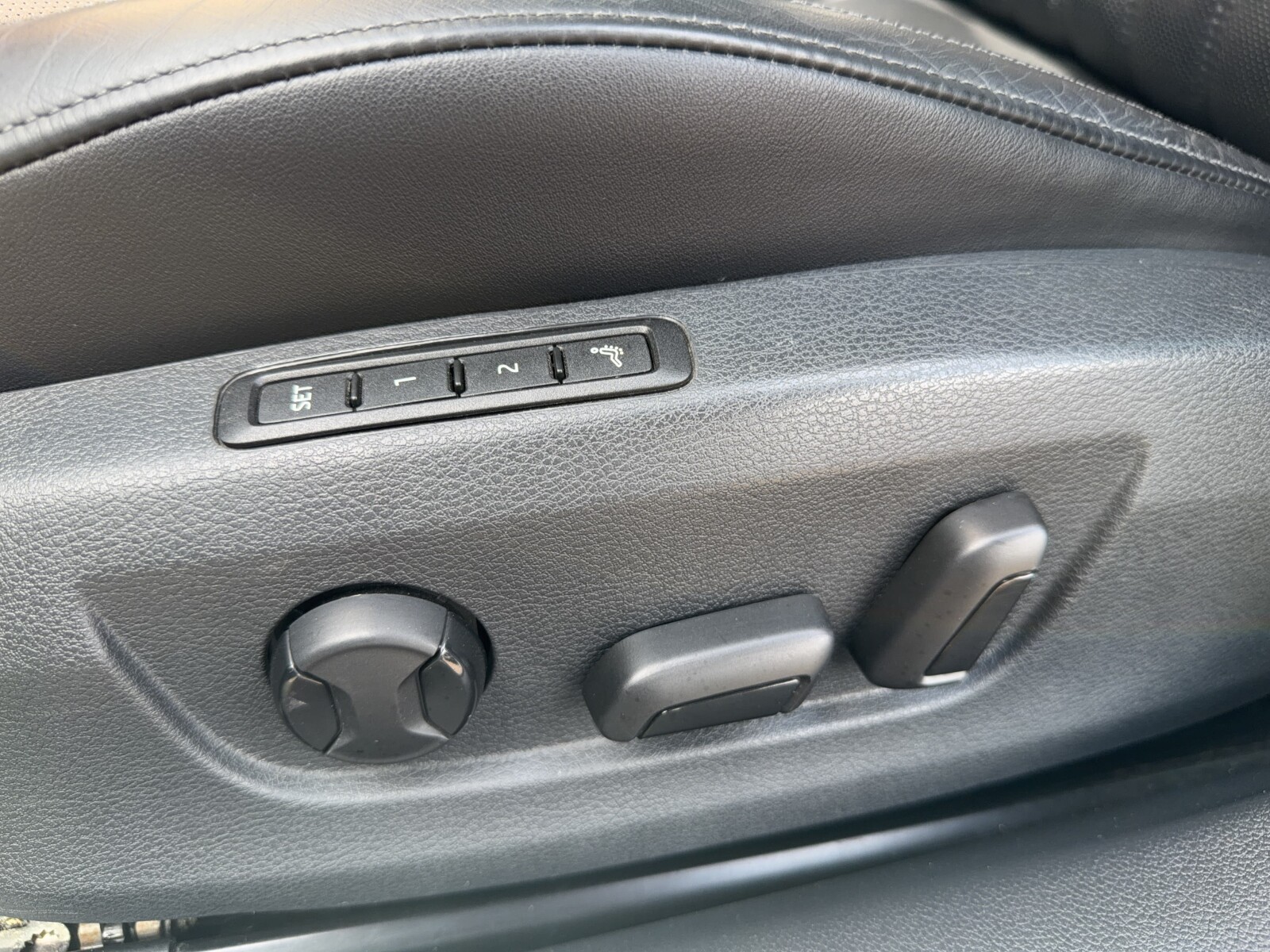 Škoda Superb Combi - zdjęcie 13