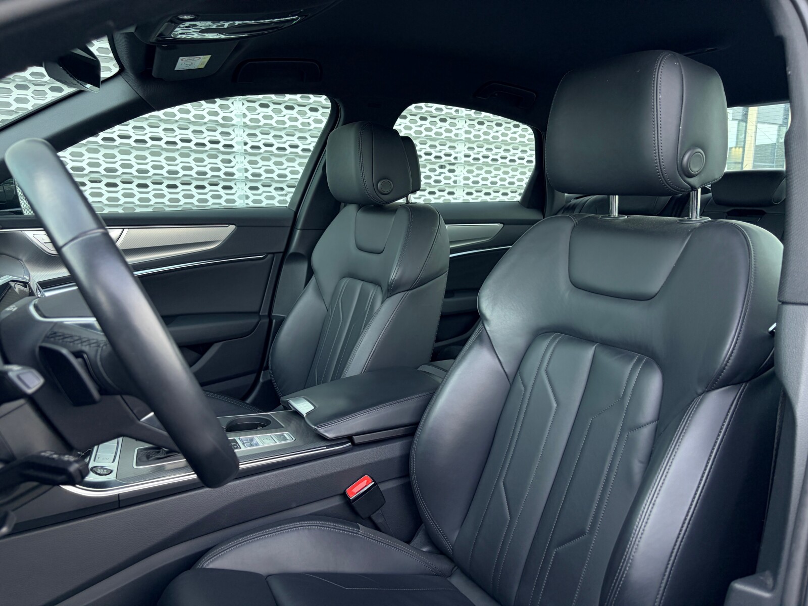 Audi A6 Limousine - zdjęcie 12