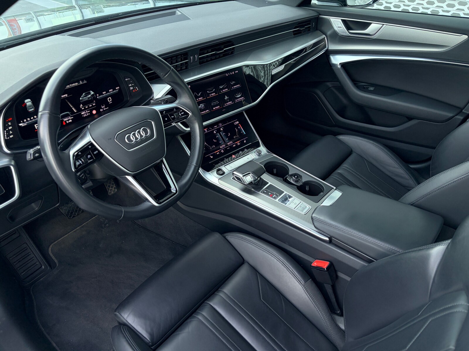Audi A6 Limousine - zdjęcie 13