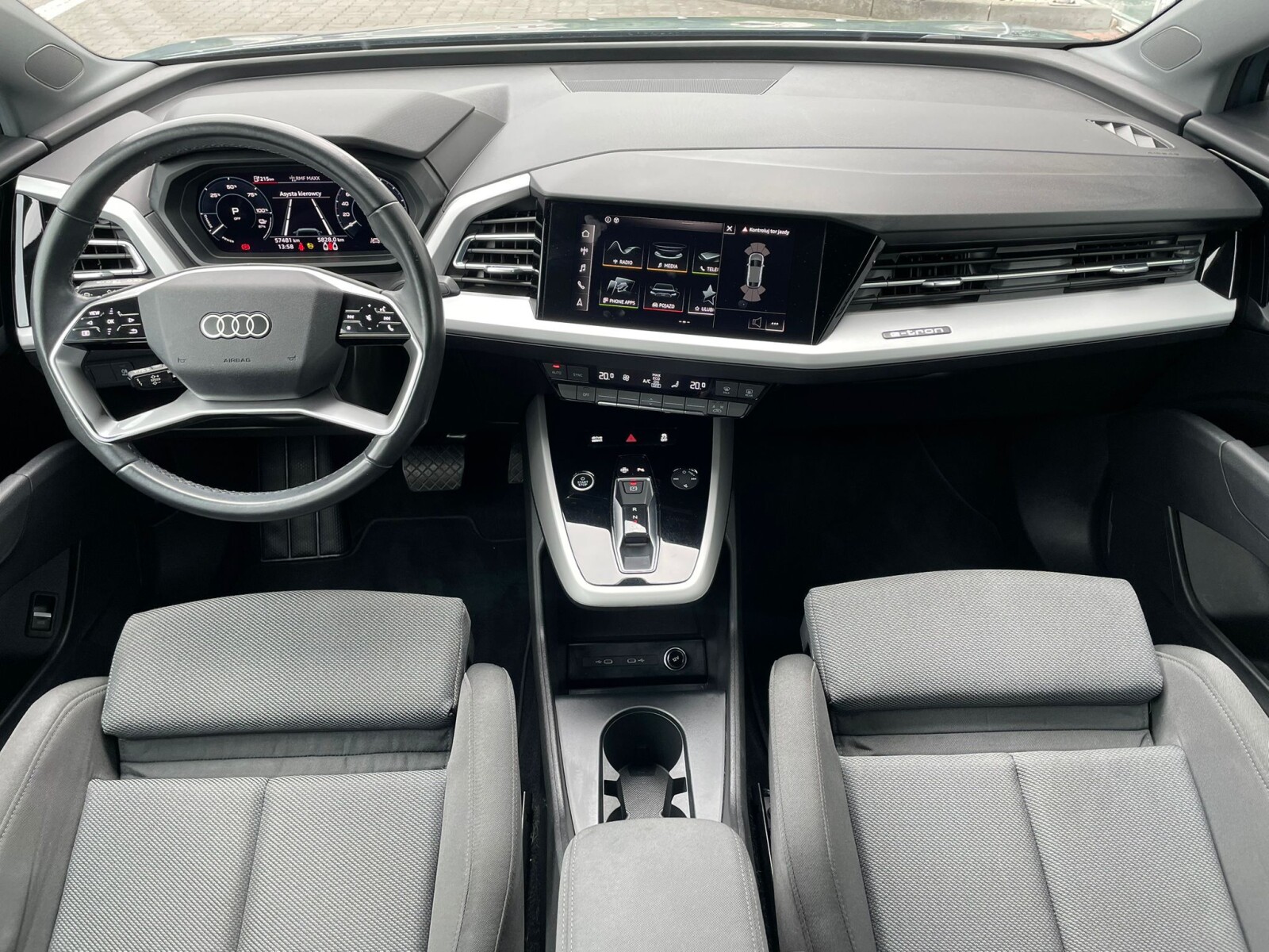 Audi Q4 Sportback e-tron - zdjęcie 15