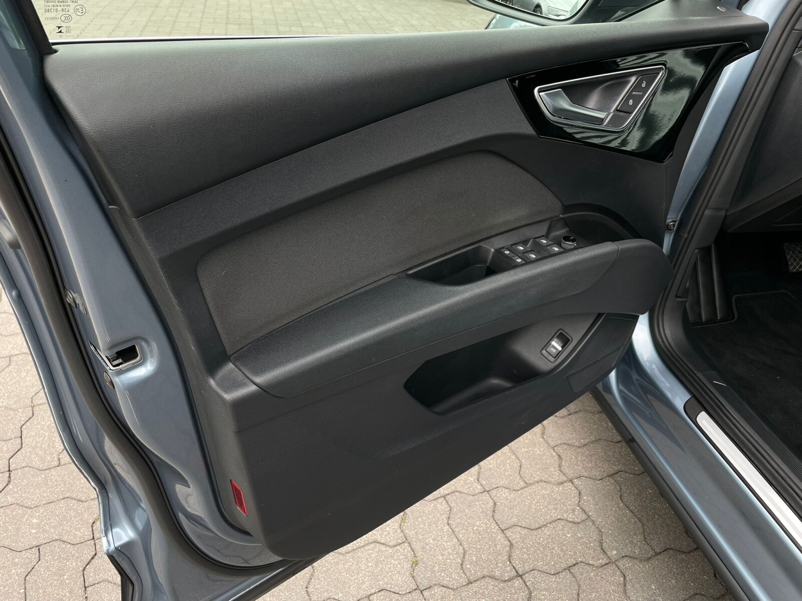 Audi Q4 Sportback e-tron - zdjęcie 18