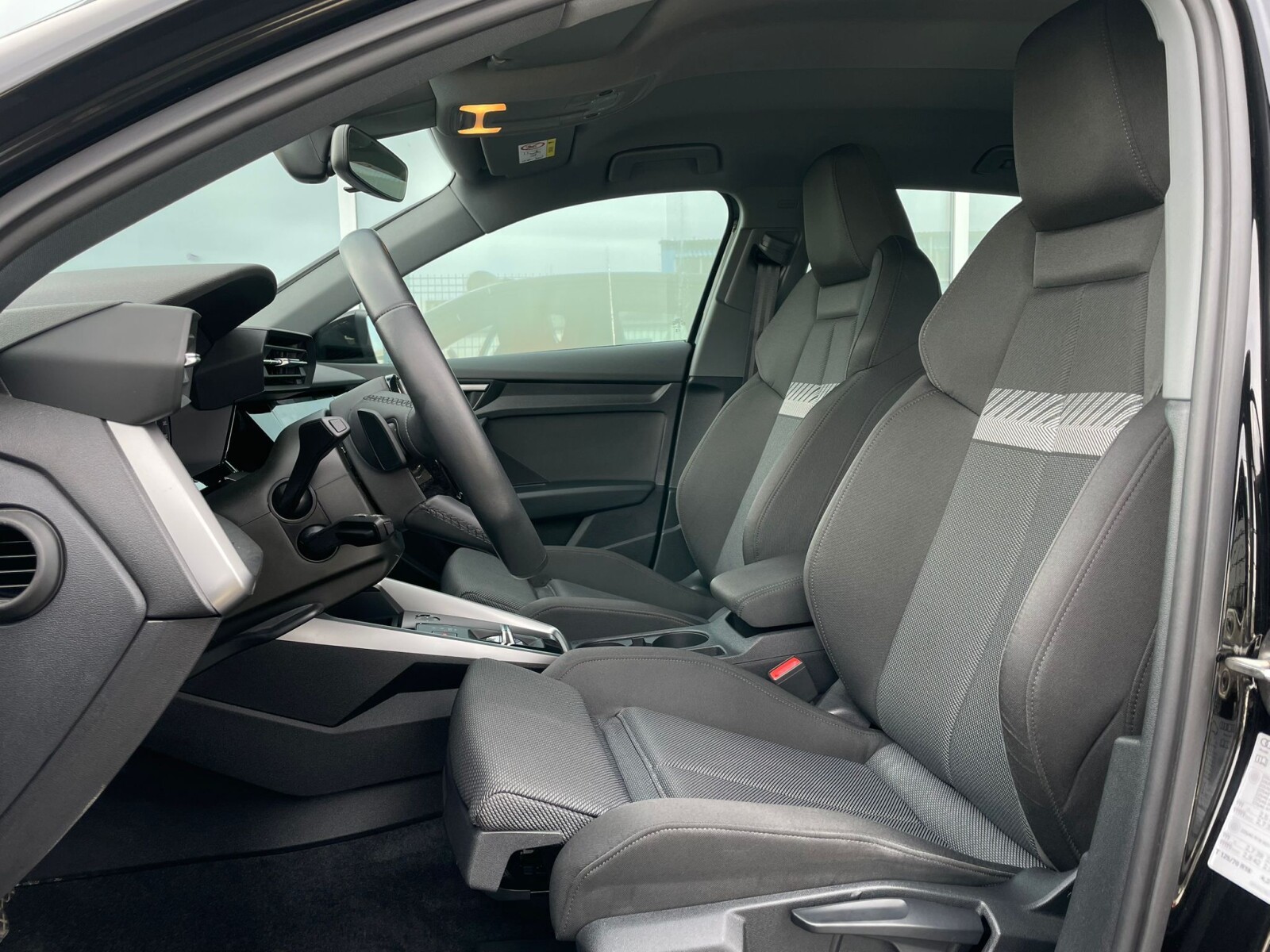 Audi A3 Sportback - zdjęcie 19