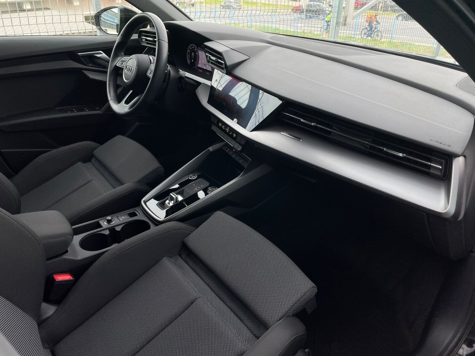 Audi A3 Sportback - zdjęcie 21