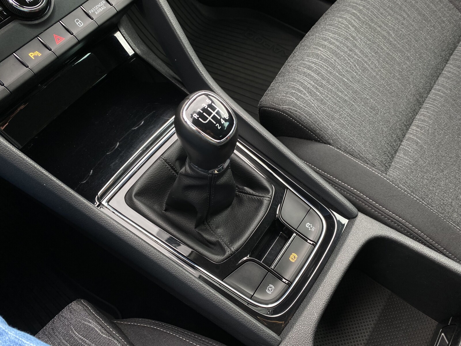 Škoda Karoq - zdjęcie 18