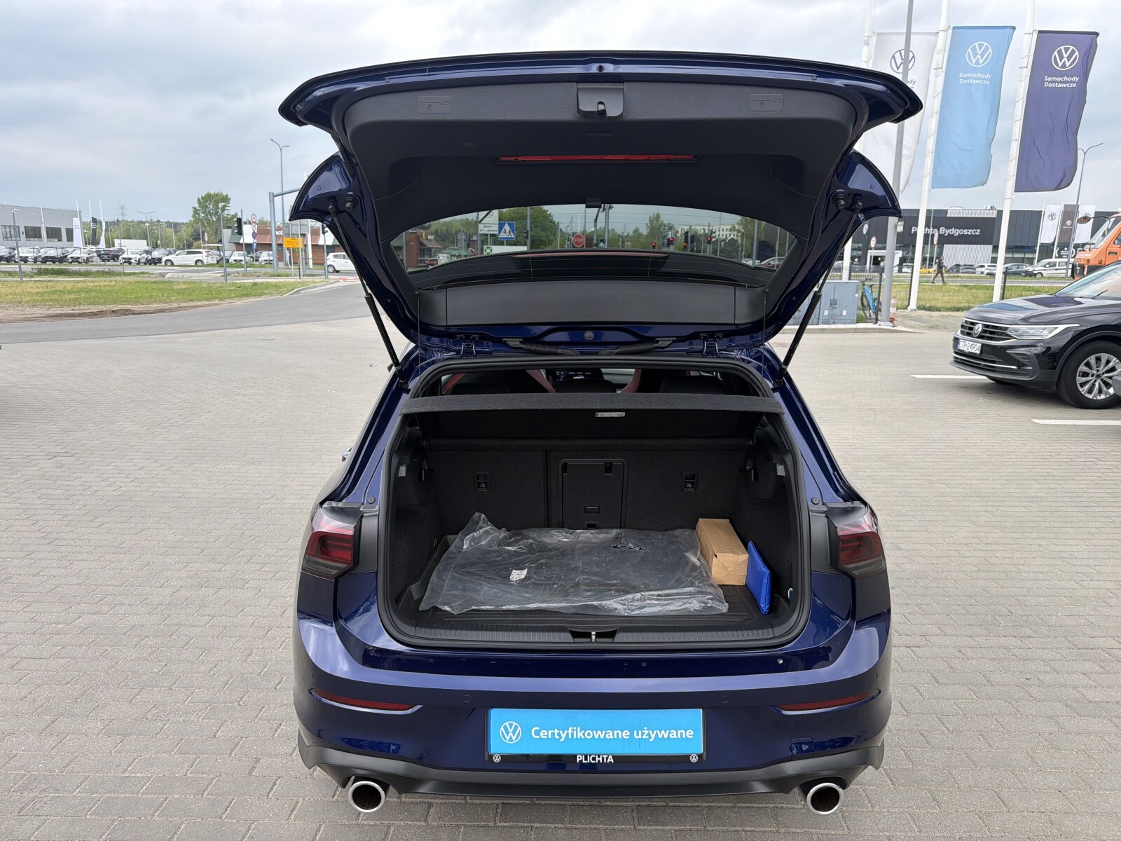 Volkswagen Golf - zdjęcie 17