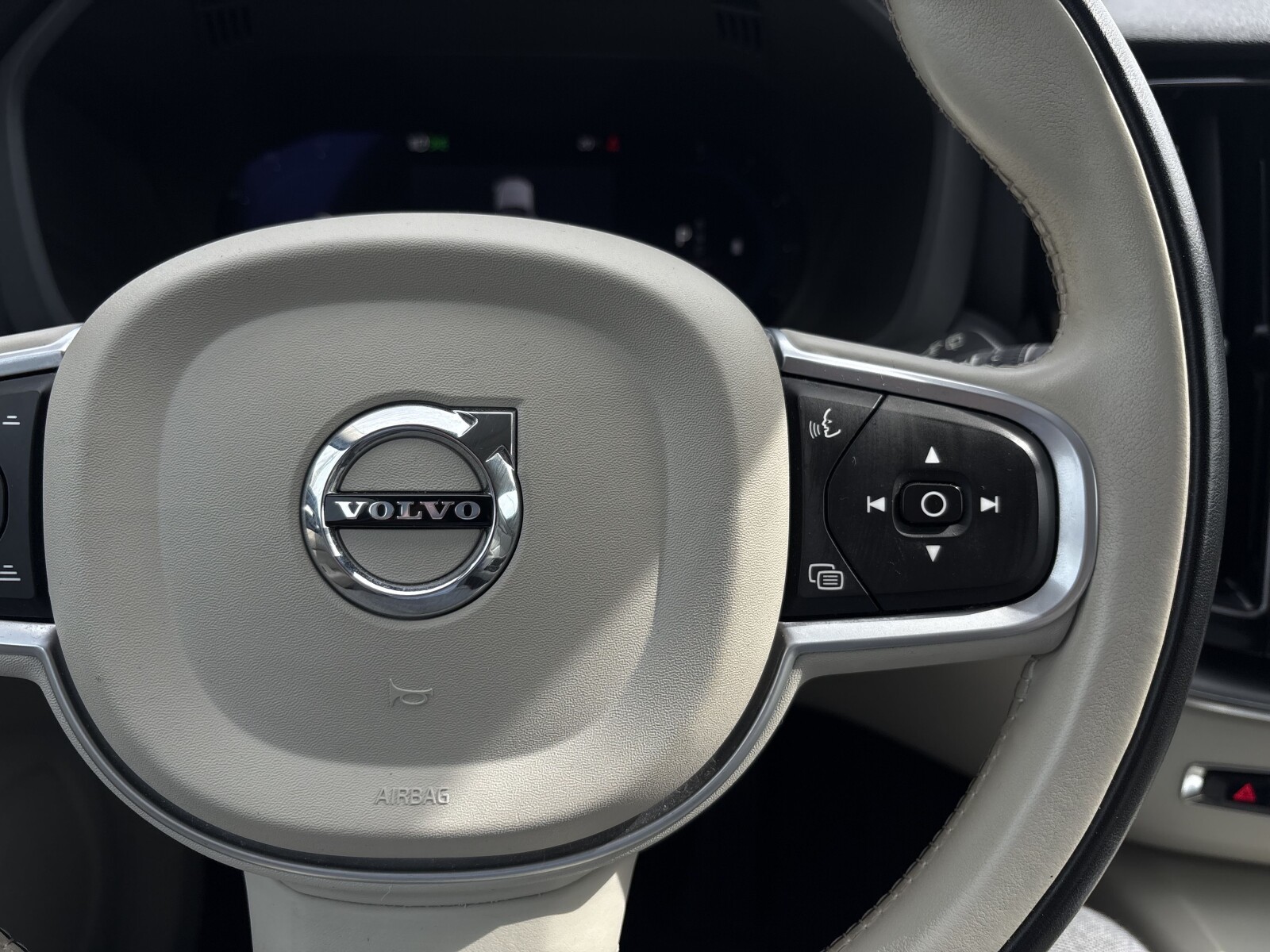 Volvo XC 60 - zdjęcie 17