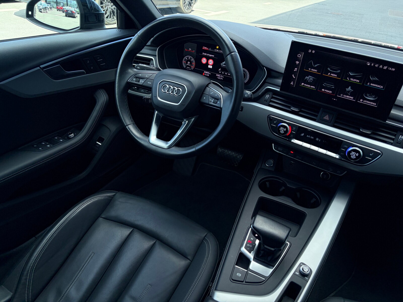 Audi A4 Allroad - zdjęcie 18