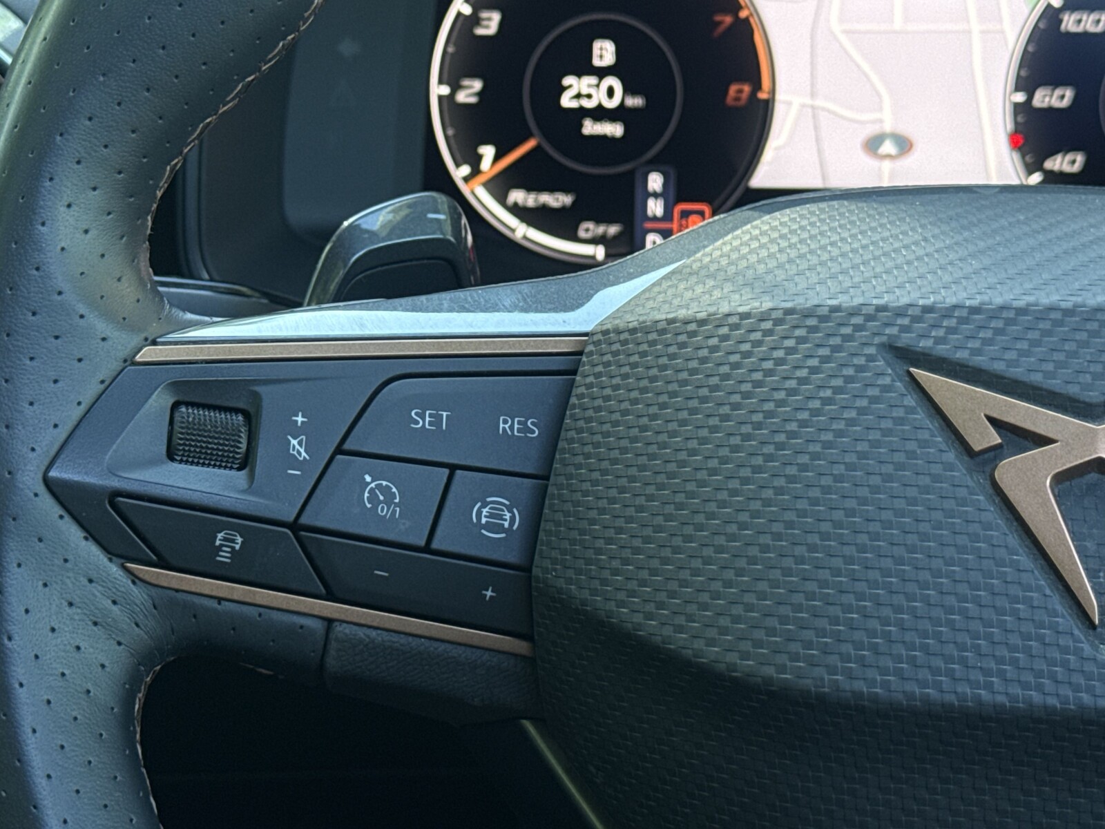 Cupra Formentor - zdjęcie 18